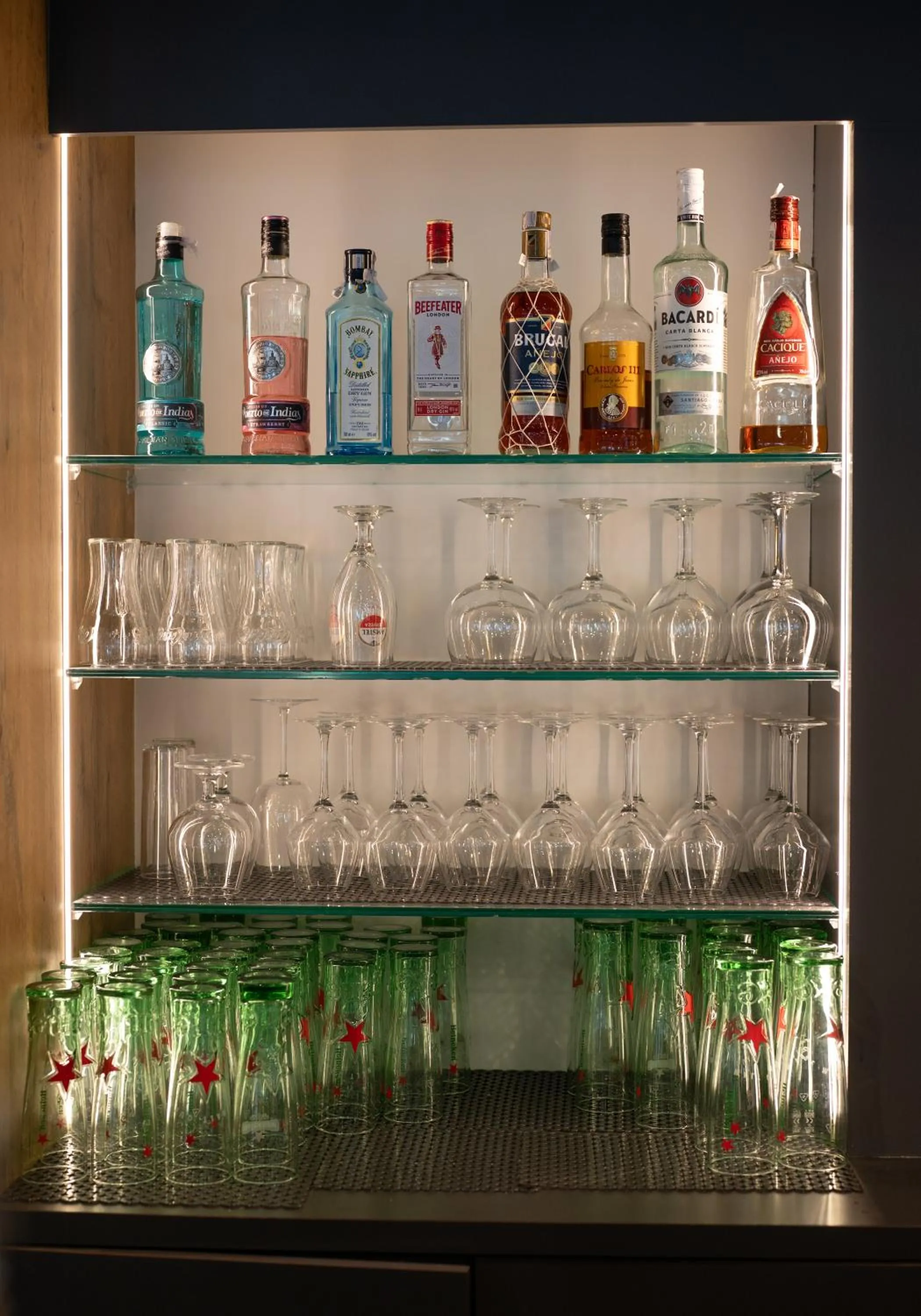 Lounge or bar in Ibis Montmelo Granollers