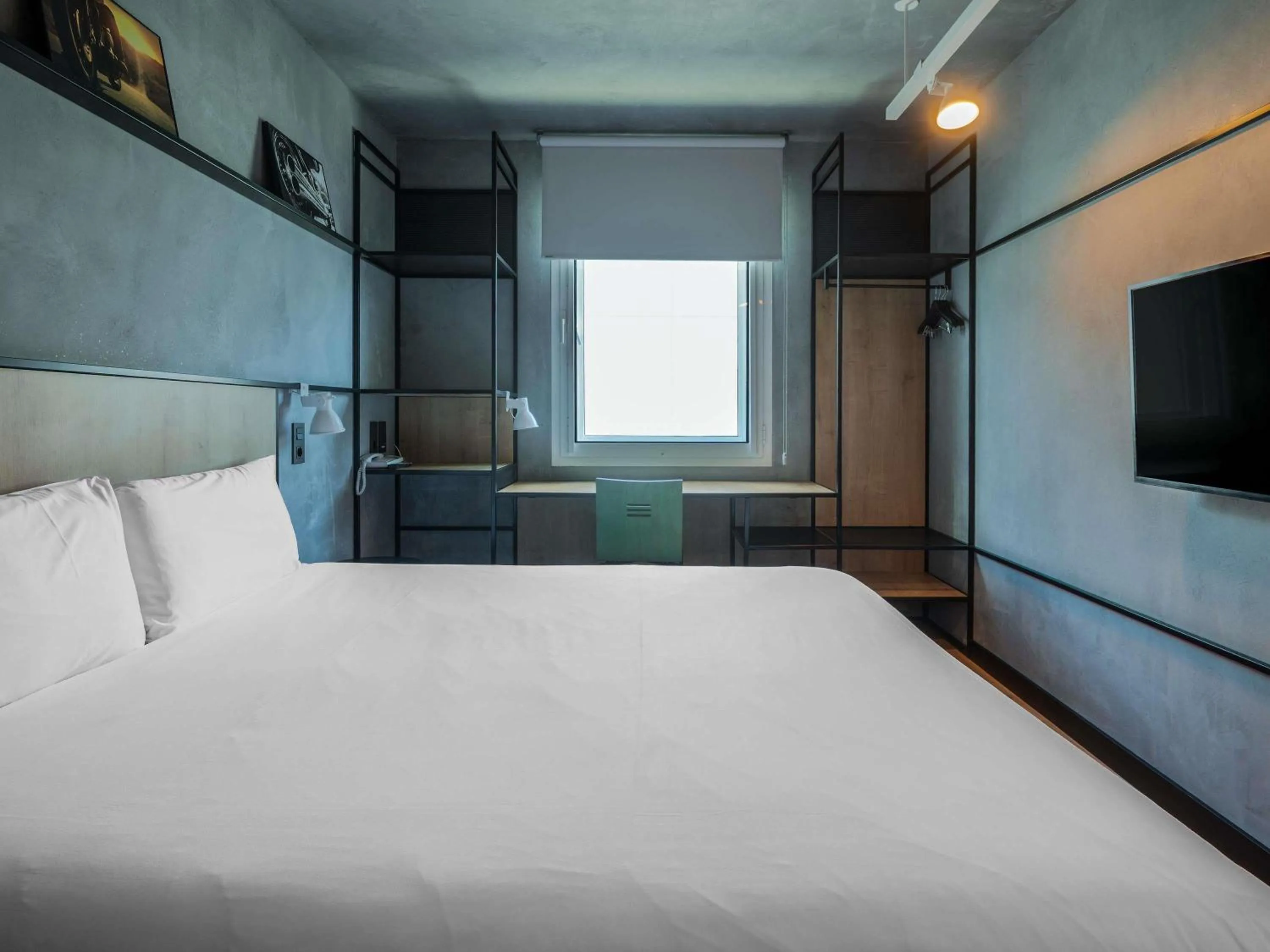 Bedroom, Bed in Ibis Montmelo Granollers