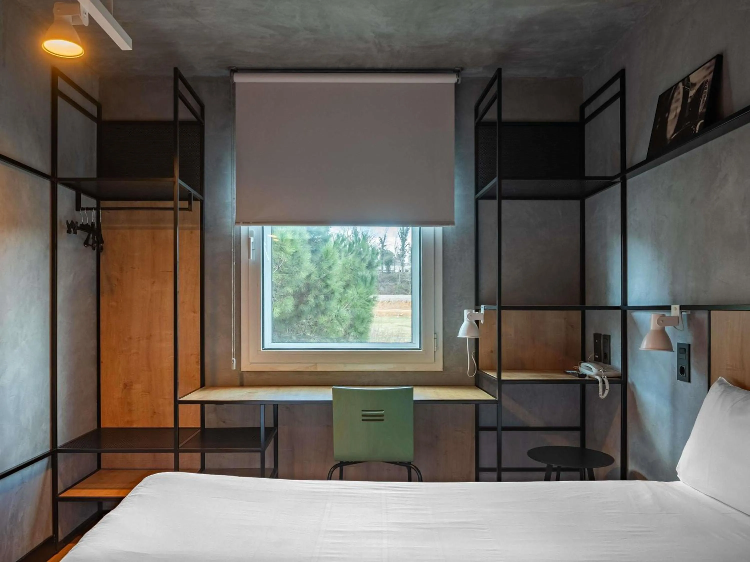 Bedroom, Bed in Ibis Montmelo Granollers