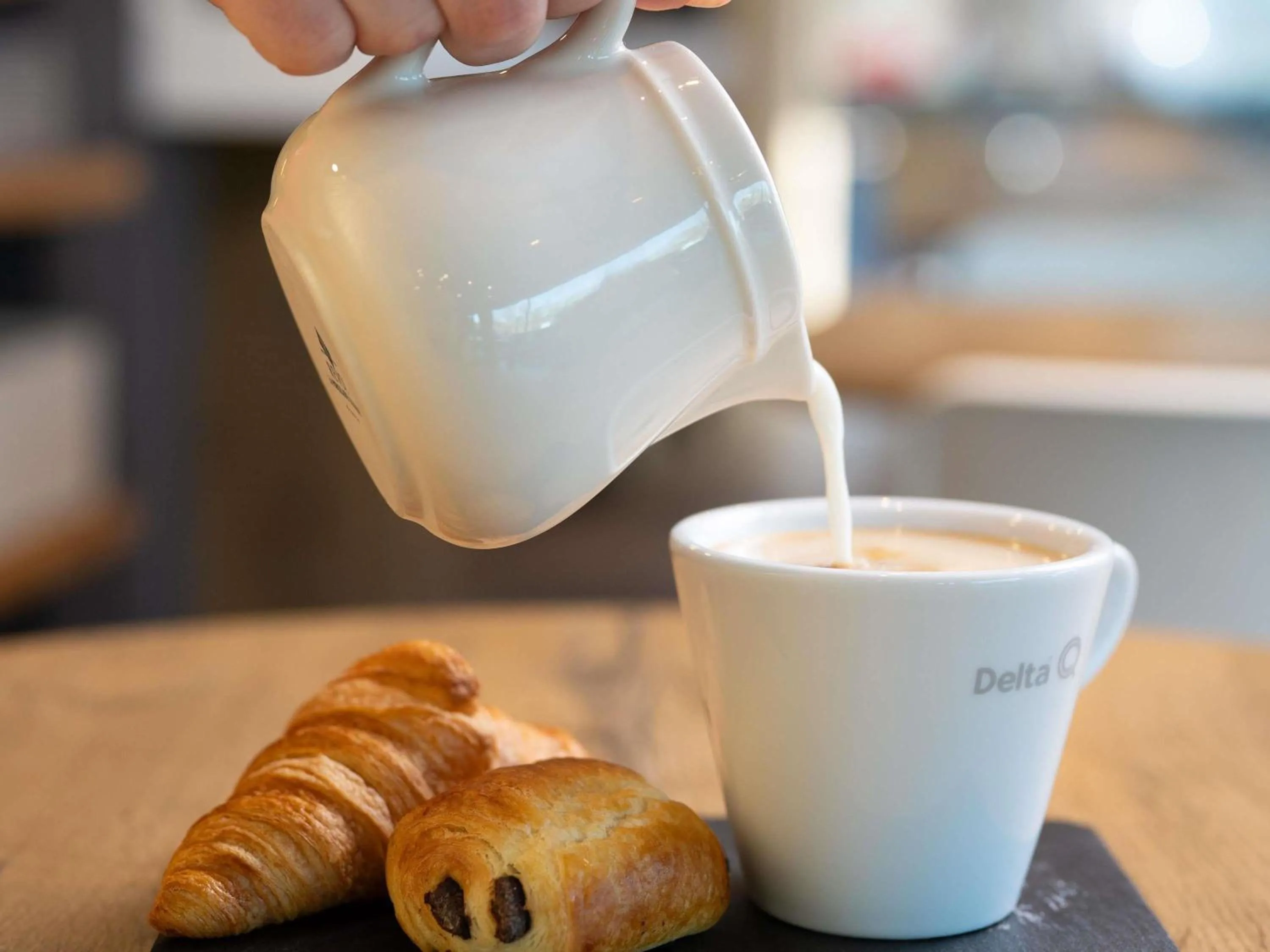 Restaurant/places to eat in Ibis Montmelo Granollers