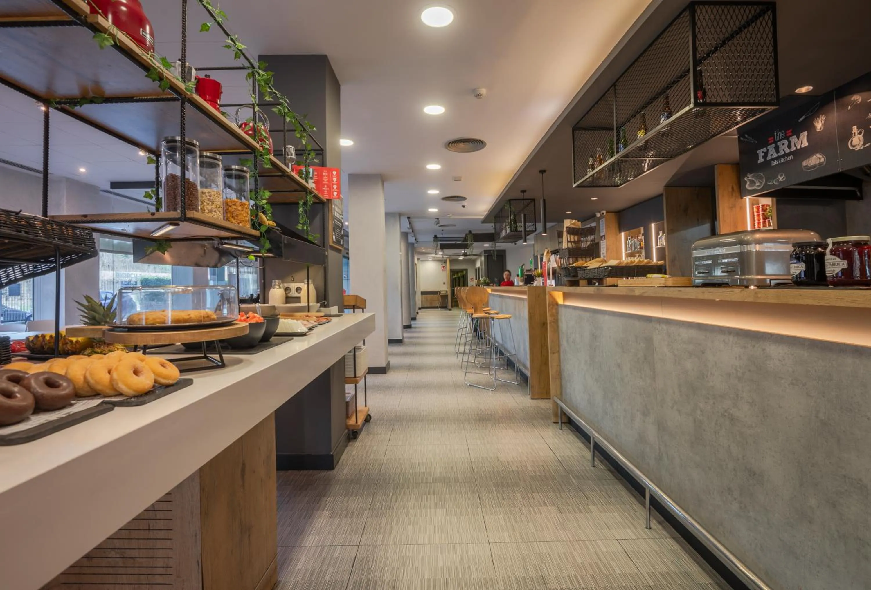 Breakfast in Ibis Montmelo Granollers