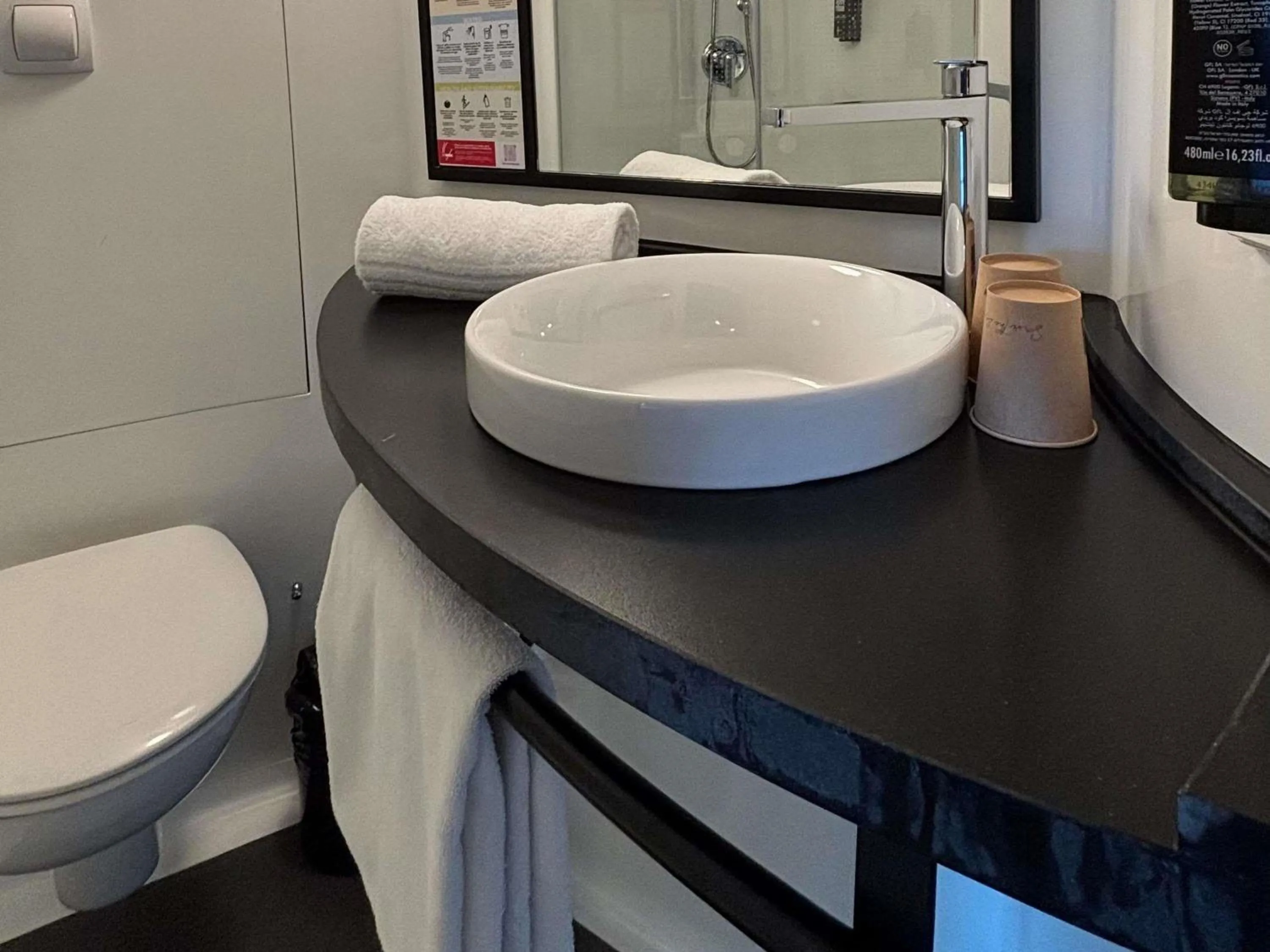 Bedroom in Ibis Montmelo Granollers