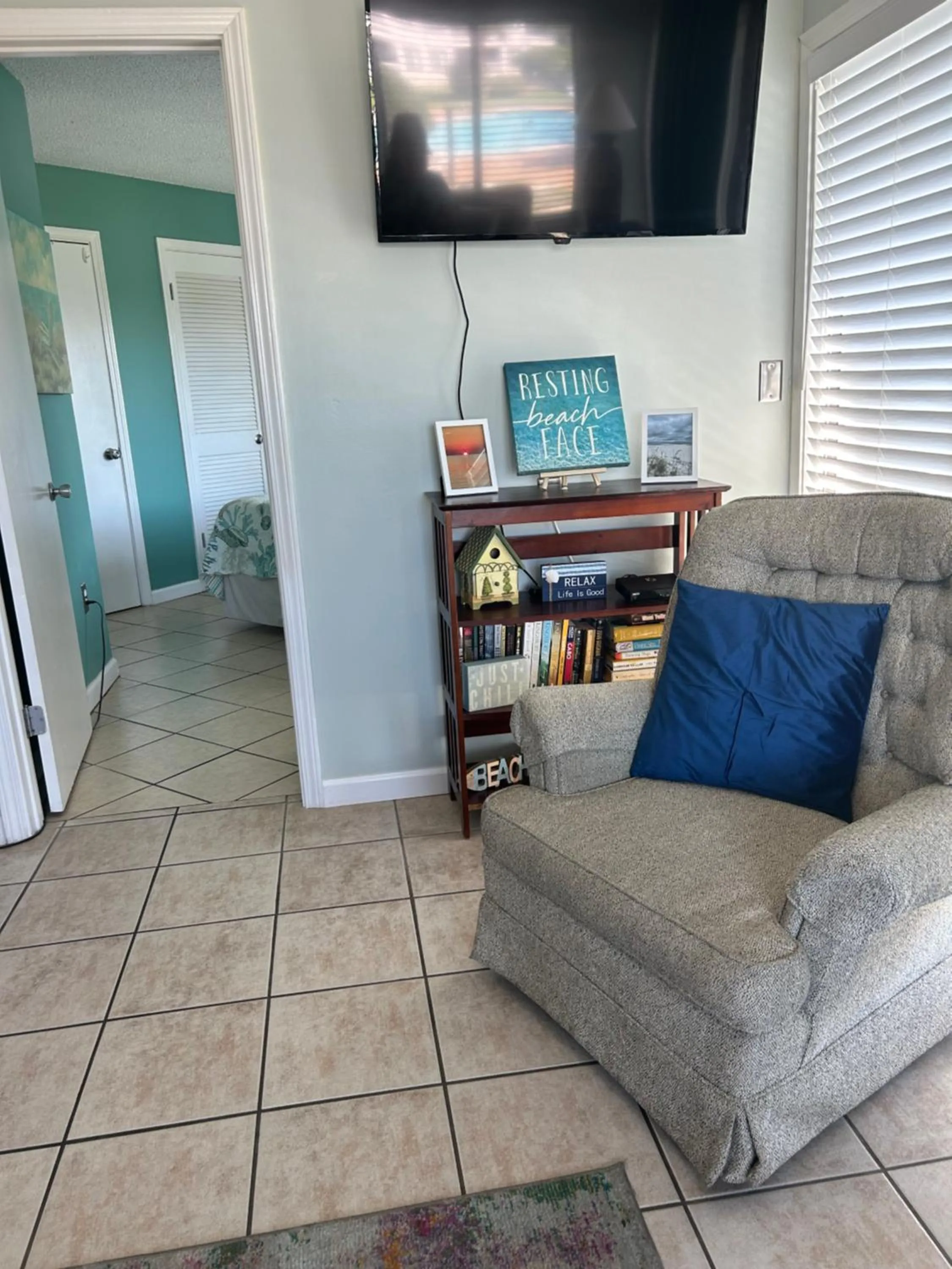 Living room in Gulf Shores Plantation West #1250