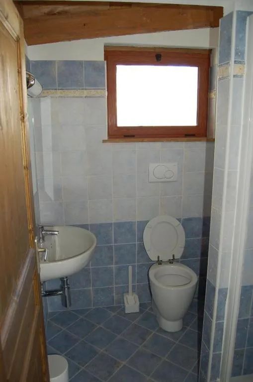 Toilet in Shackleton Chalet