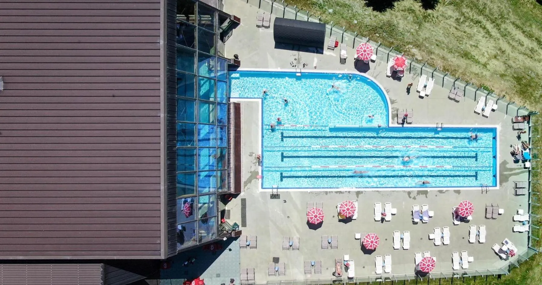 Swimming pool in Shackleton Chalet