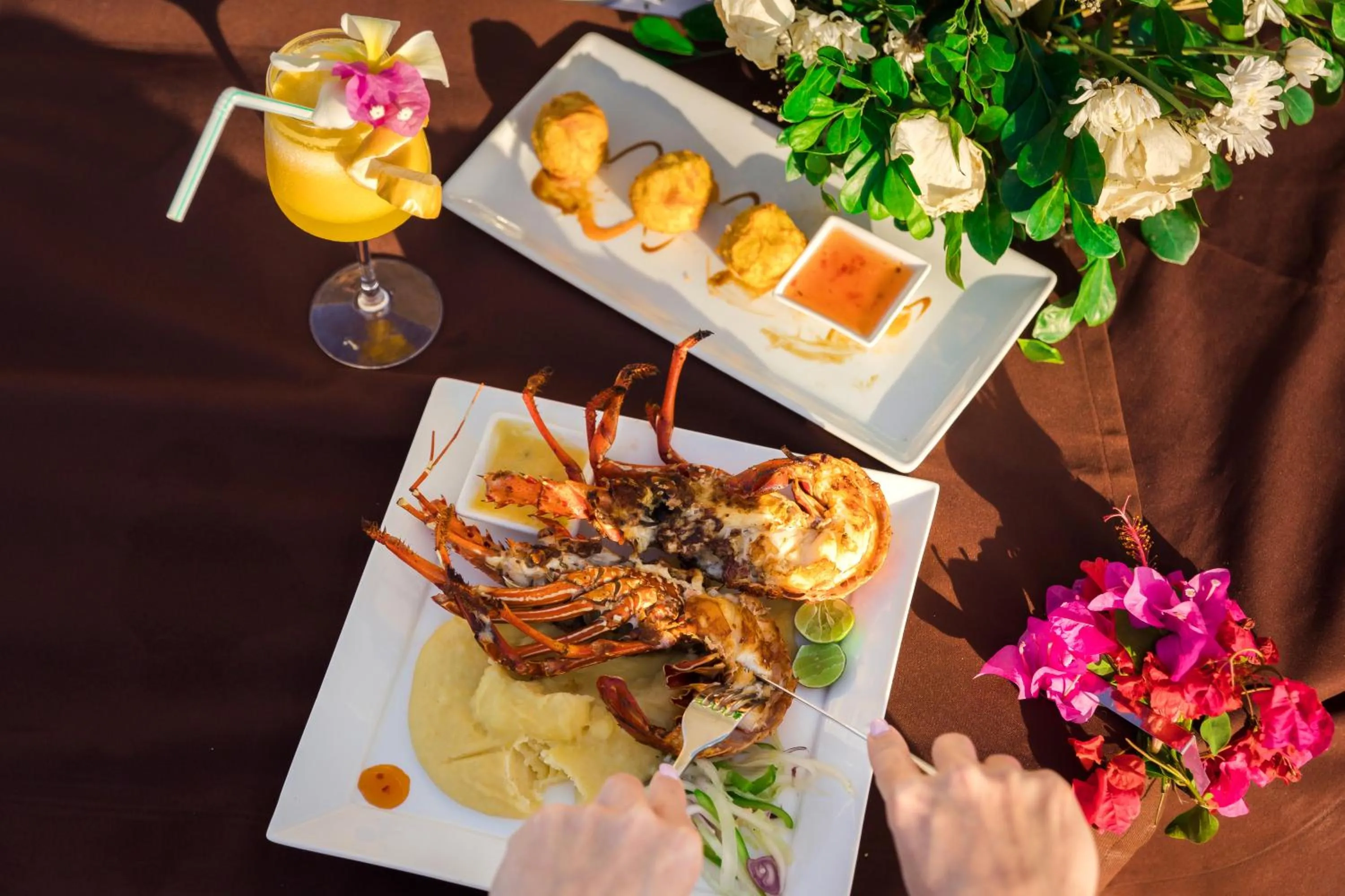 Food and drinks in Blue Moon Resort