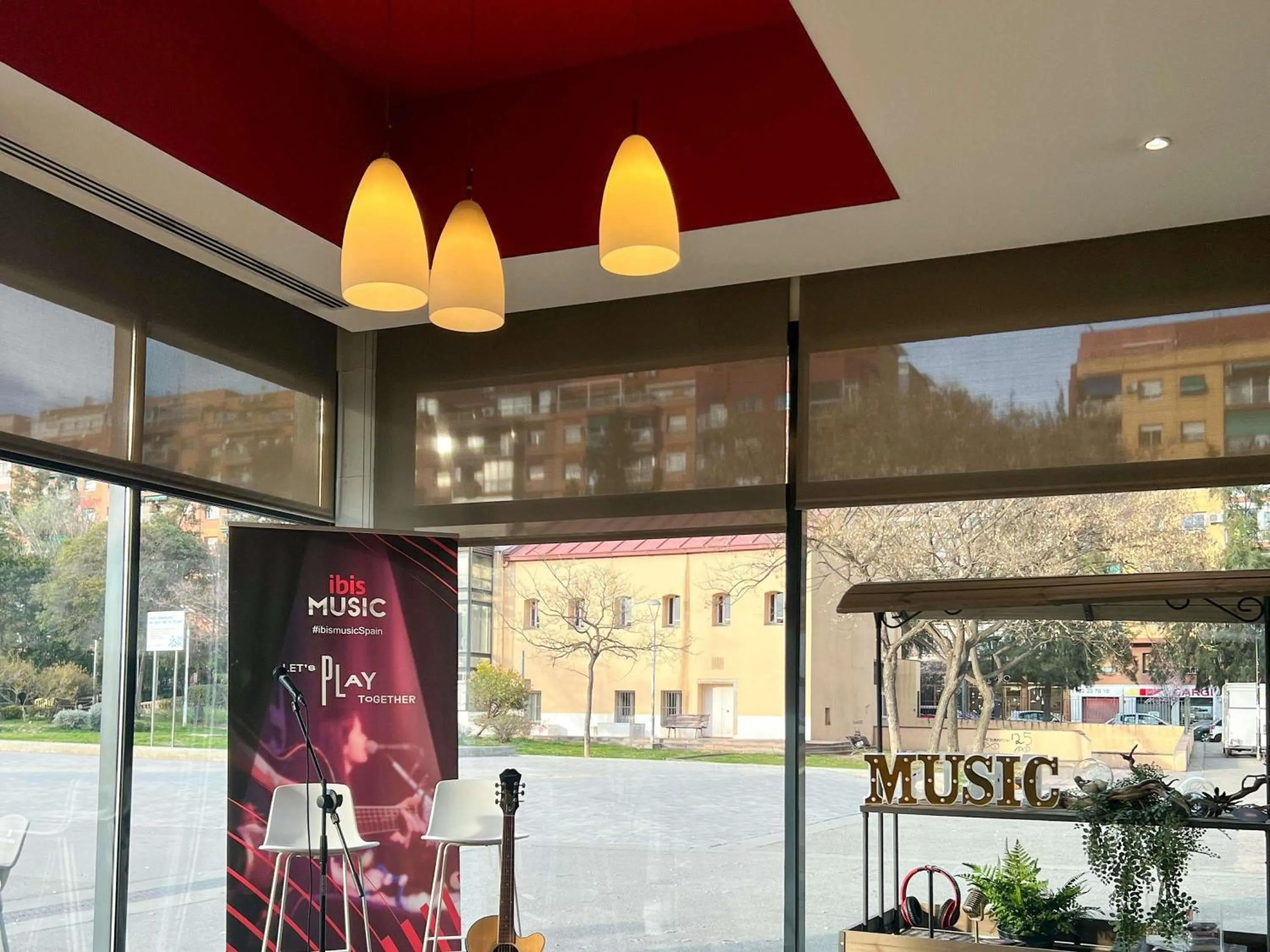 Property building in Ibis Ripollet