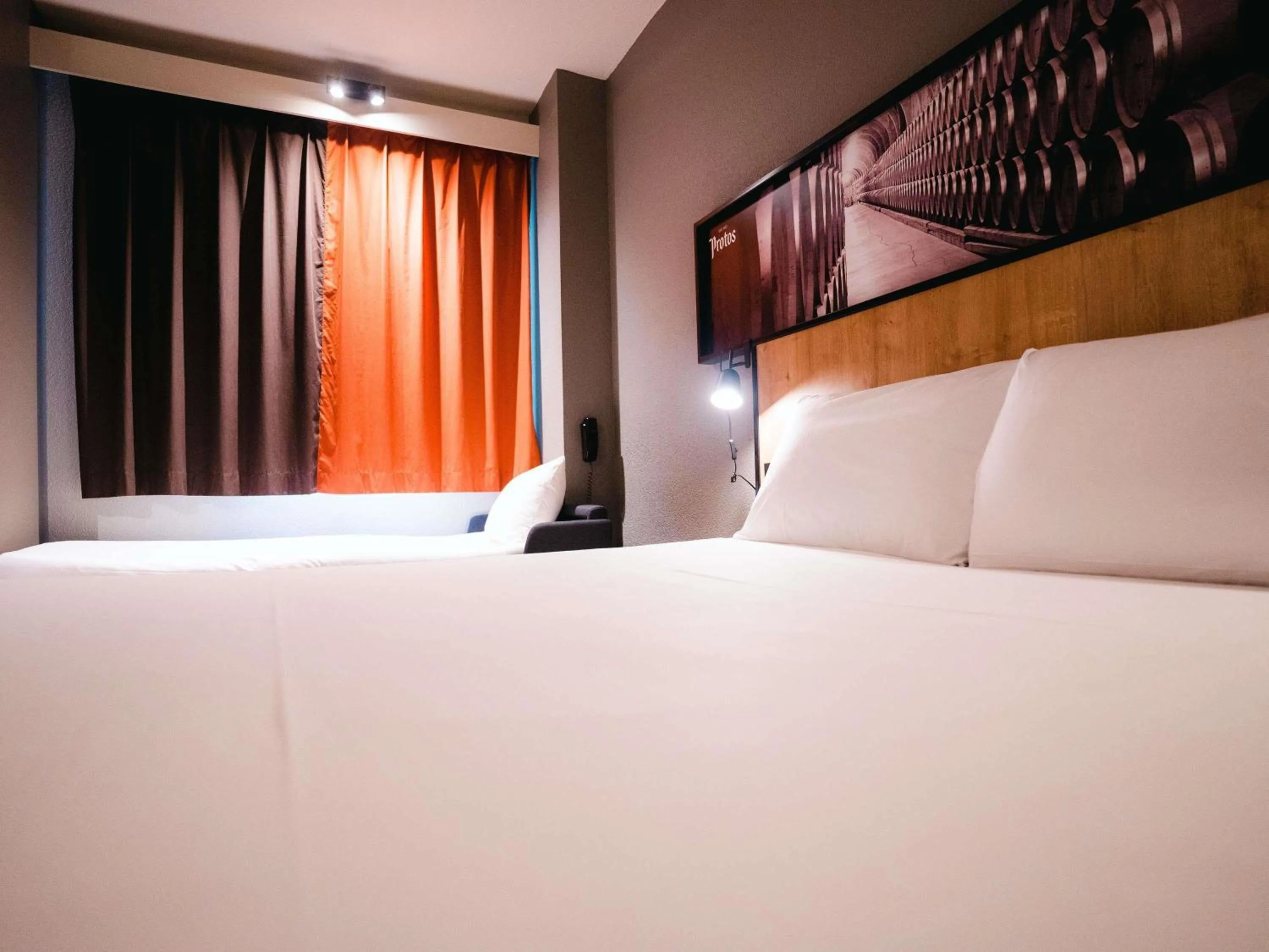 Double Room in Ibis Valladolid