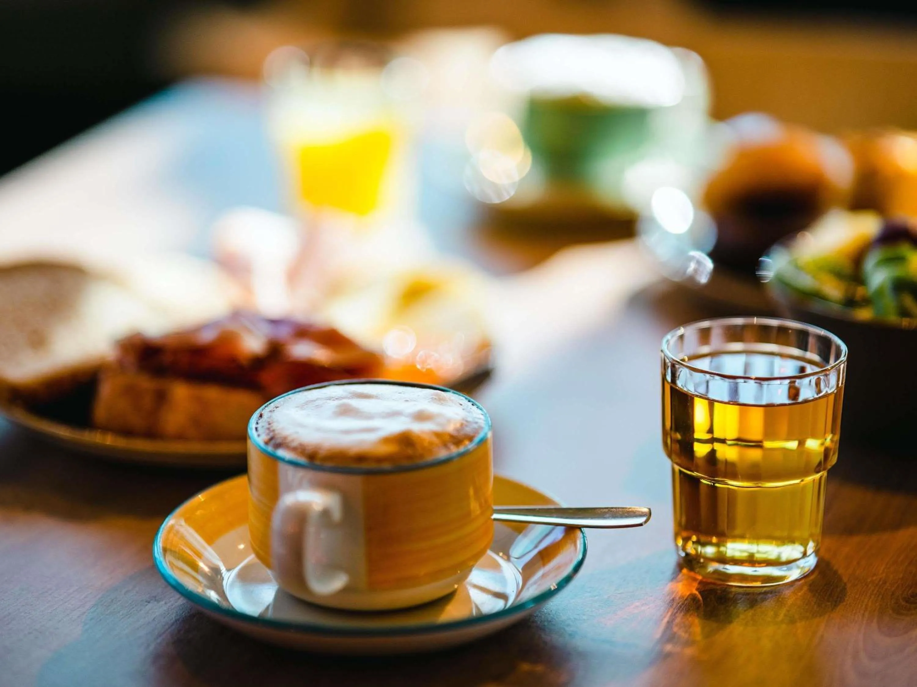 Restaurant/places to eat in Ibis Valladolid