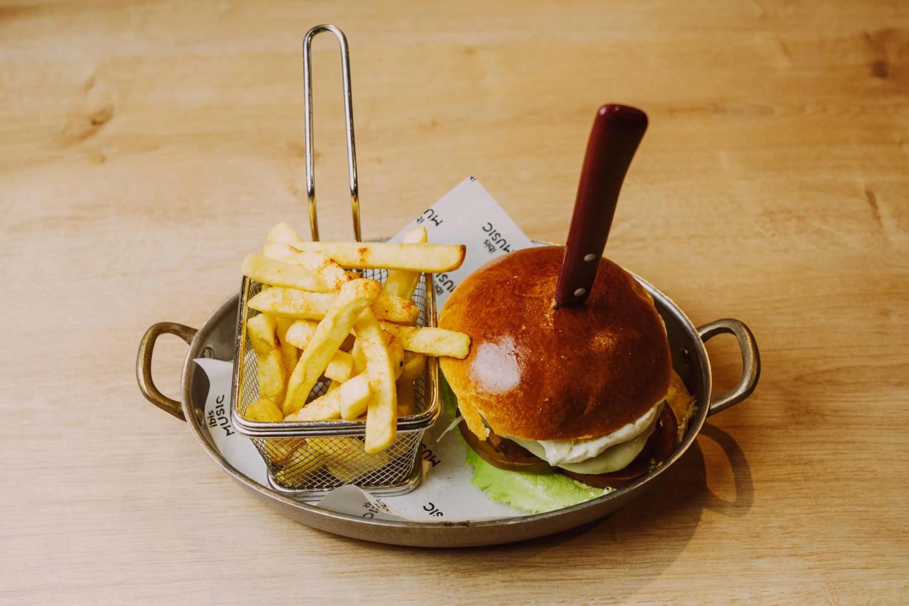 Restaurant/places to eat in Ibis Valladolid