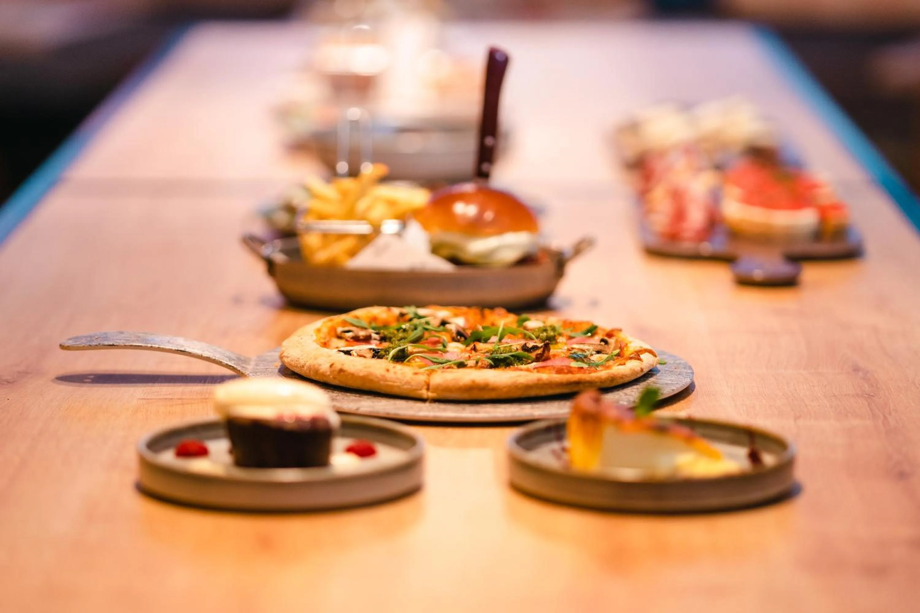 Restaurant/places to eat in Ibis Valladolid