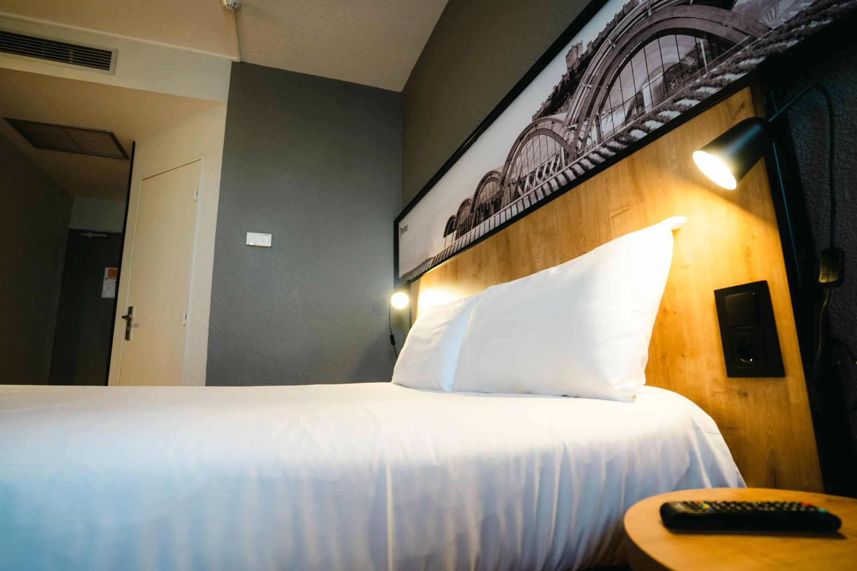 Decorative detail, Bed in Ibis Valladolid