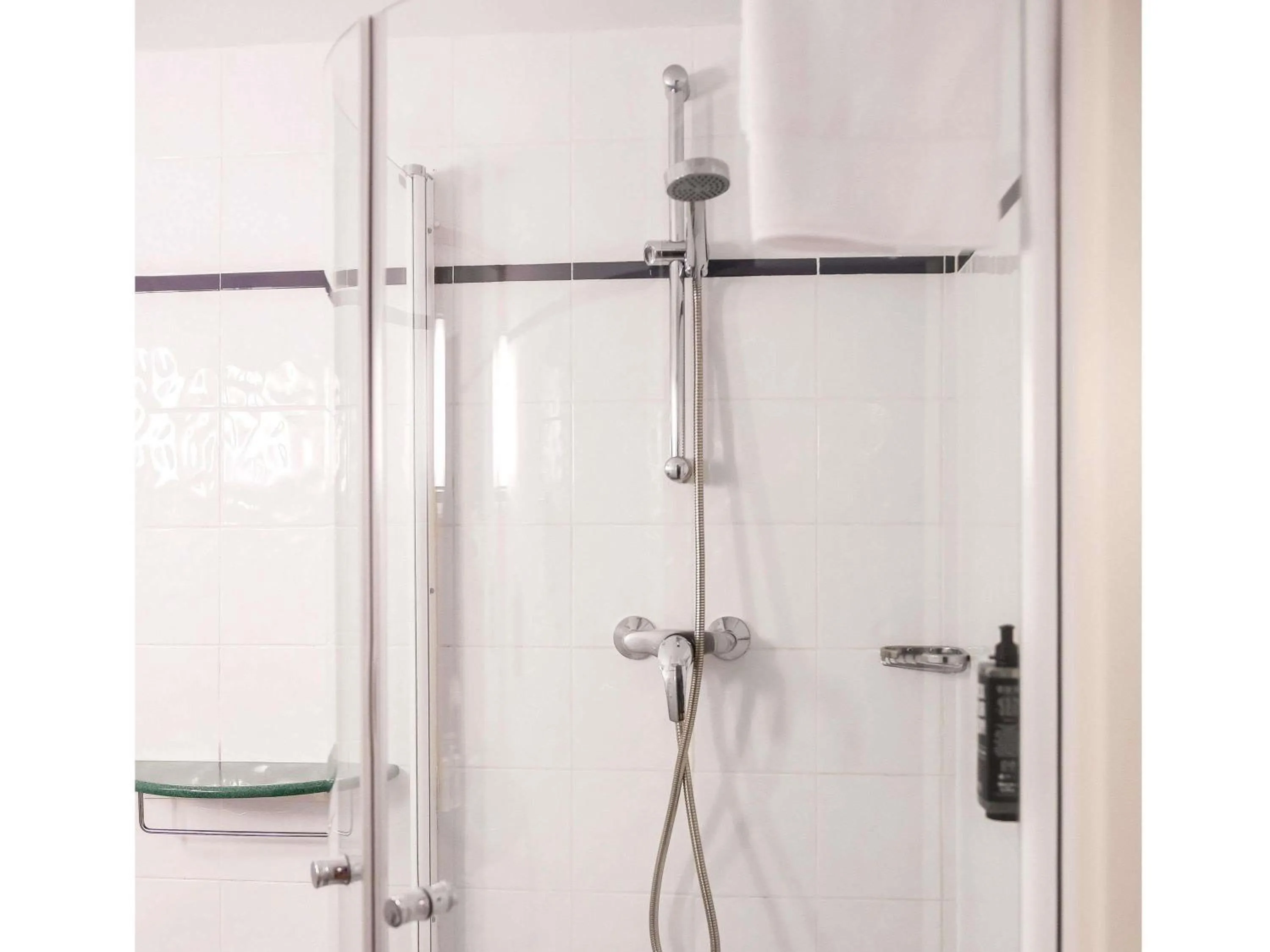 Bedroom in Ibis Valladolid