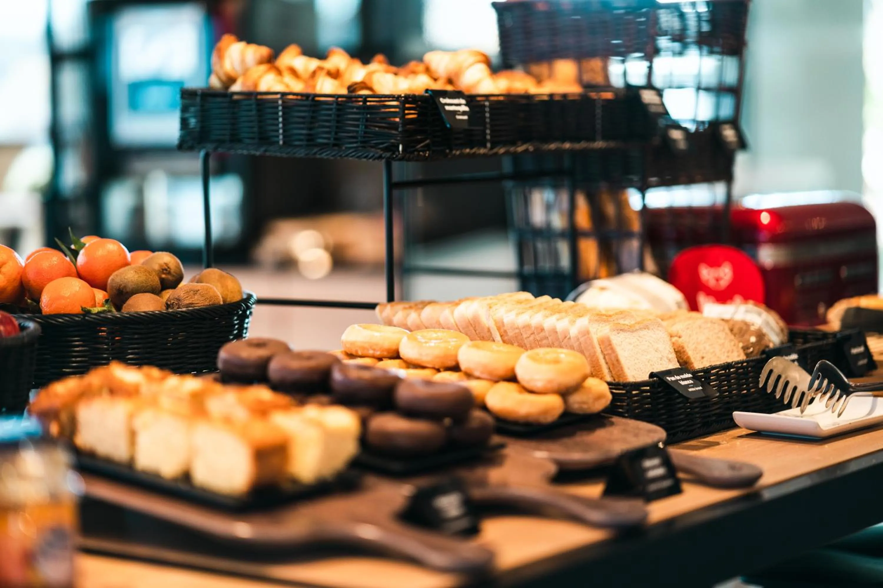 Buffet breakfast in Ibis Valladolid