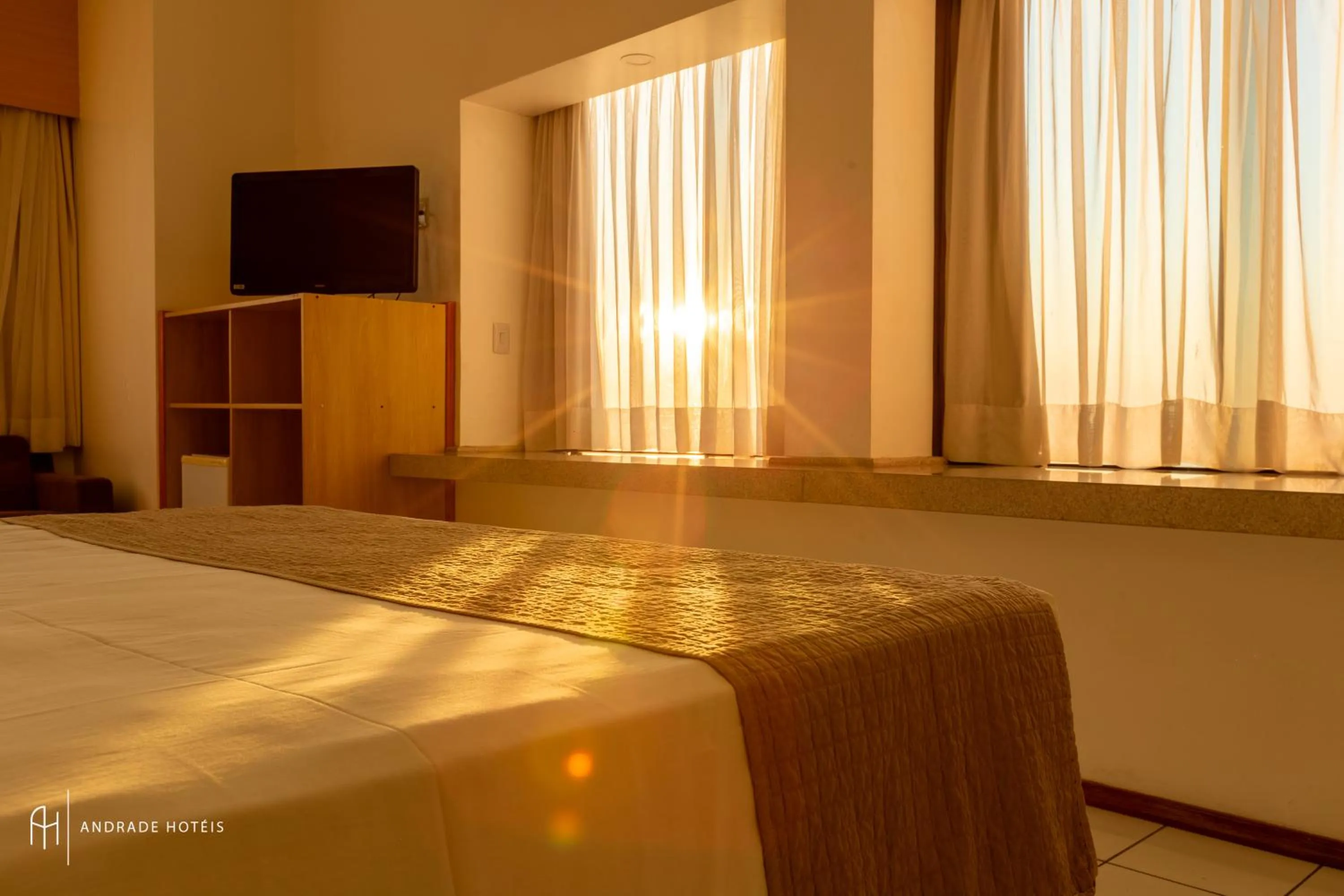 TV and multimedia, Bed in Rede Andrade Luxor