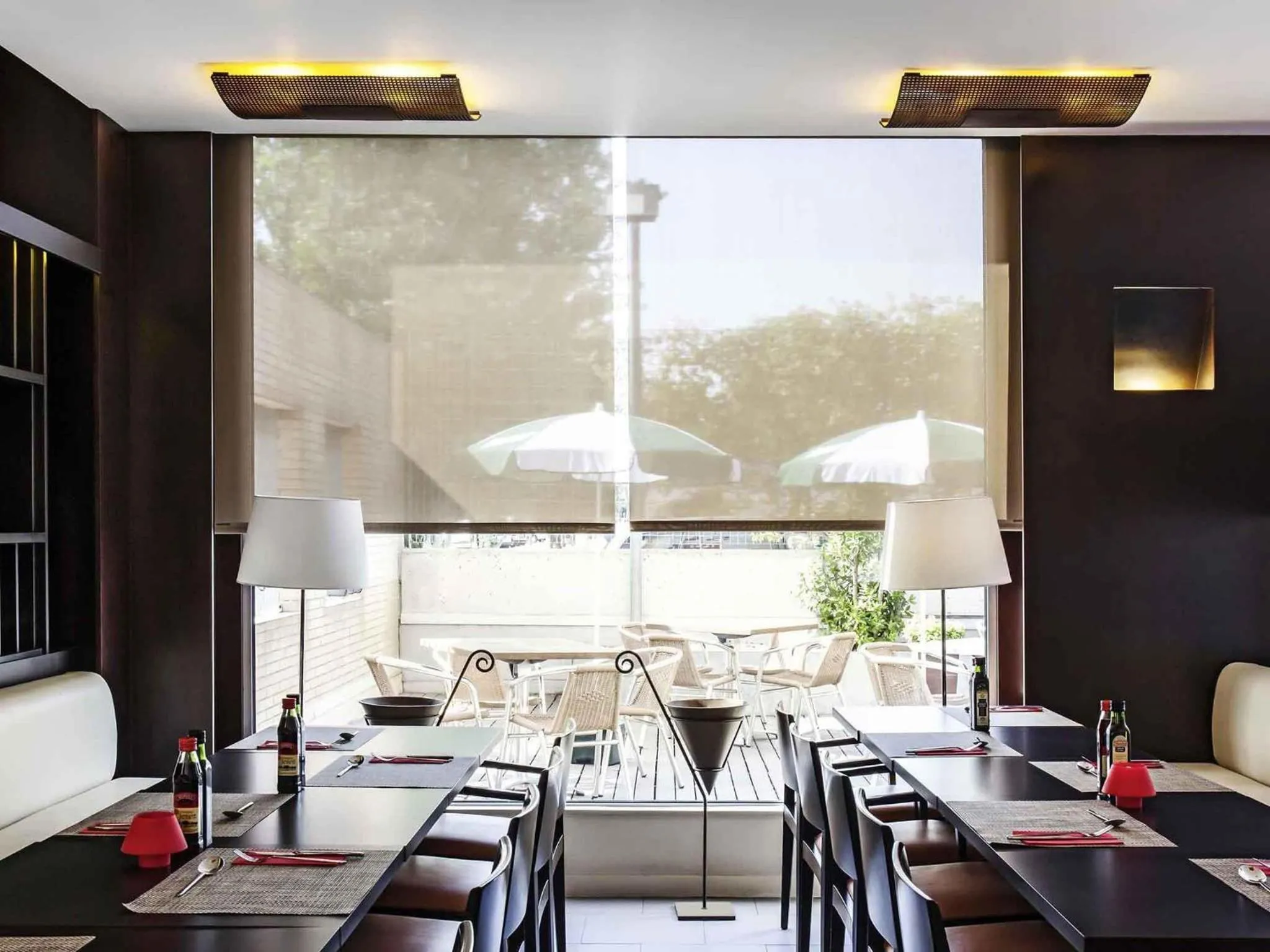 Restaurant/places to eat in Ibis Barcelona Molins de Rei