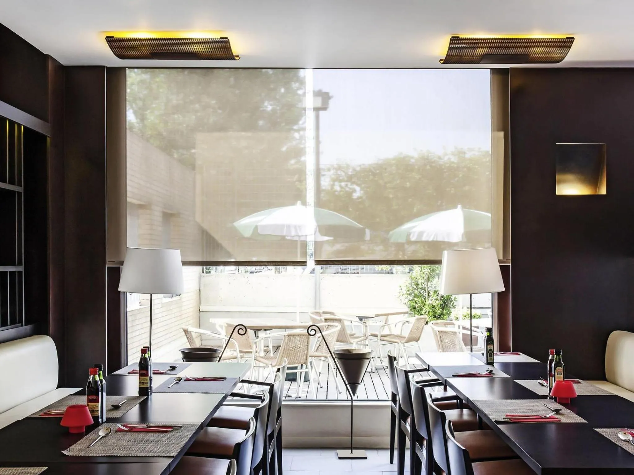 Restaurant/places to eat in Ibis Barcelona Molins de Rei