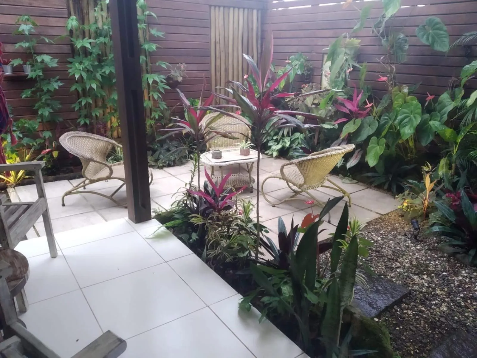 Patio in Eliconial Paraty Pousada