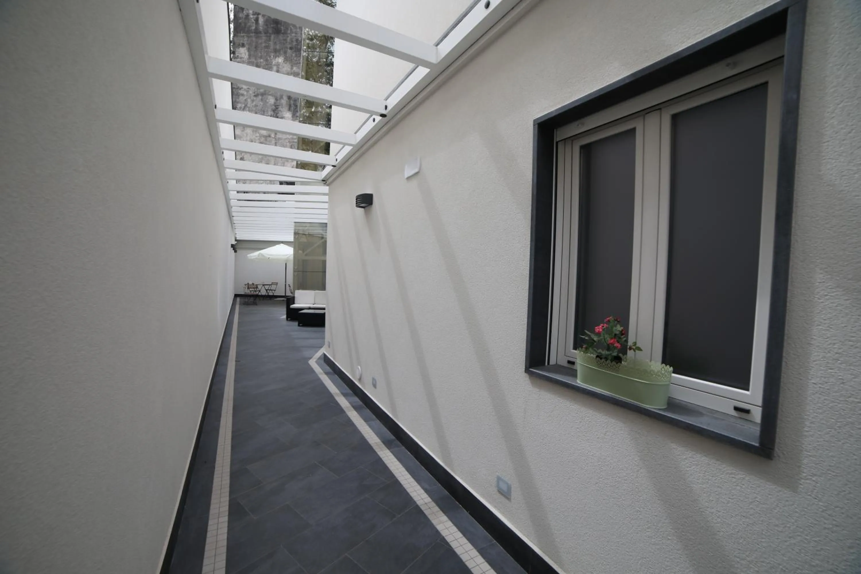 Facade/entrance in 8room Hotel