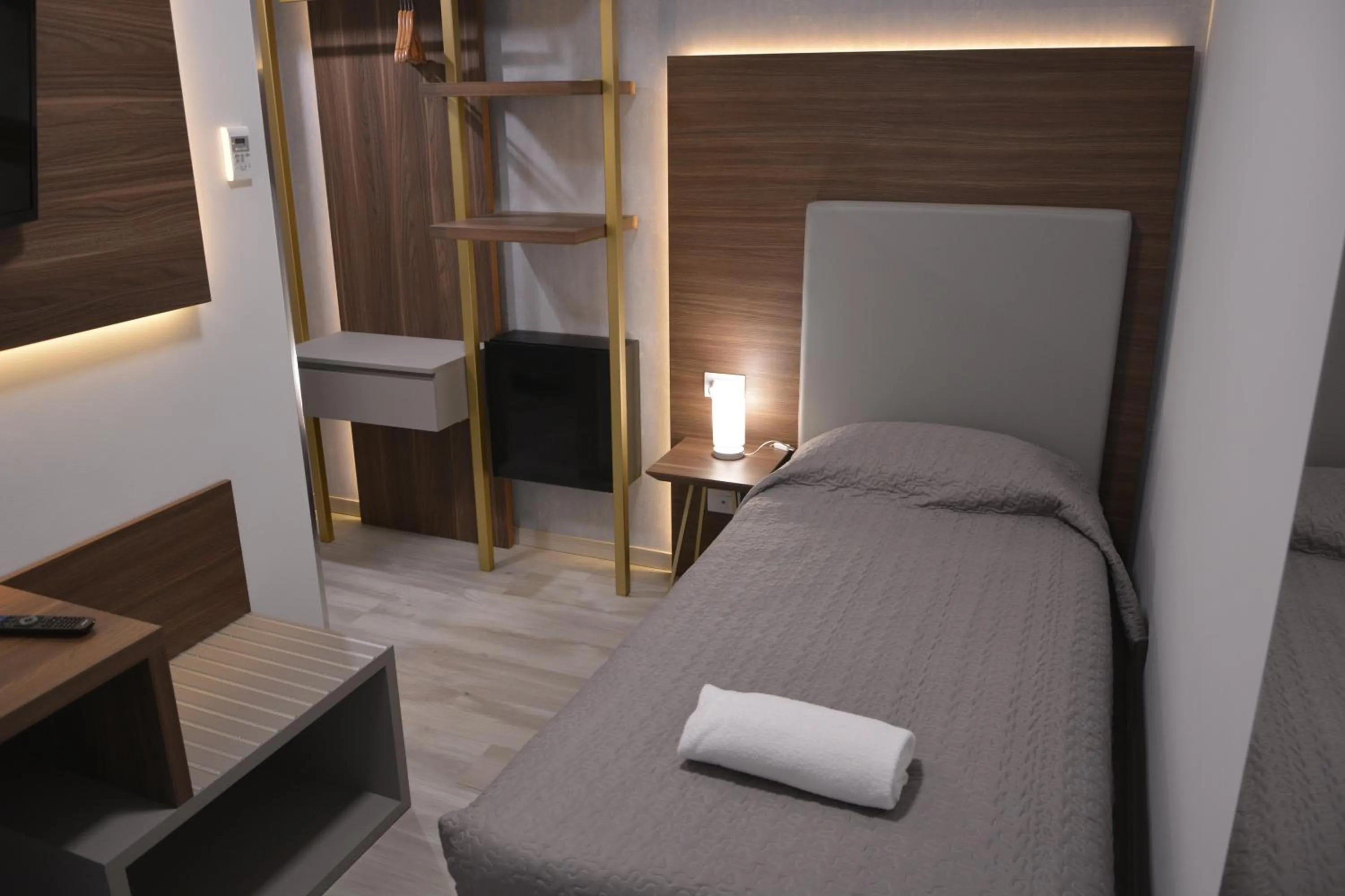 Photo of the whole room, Bed in 8room Hotel