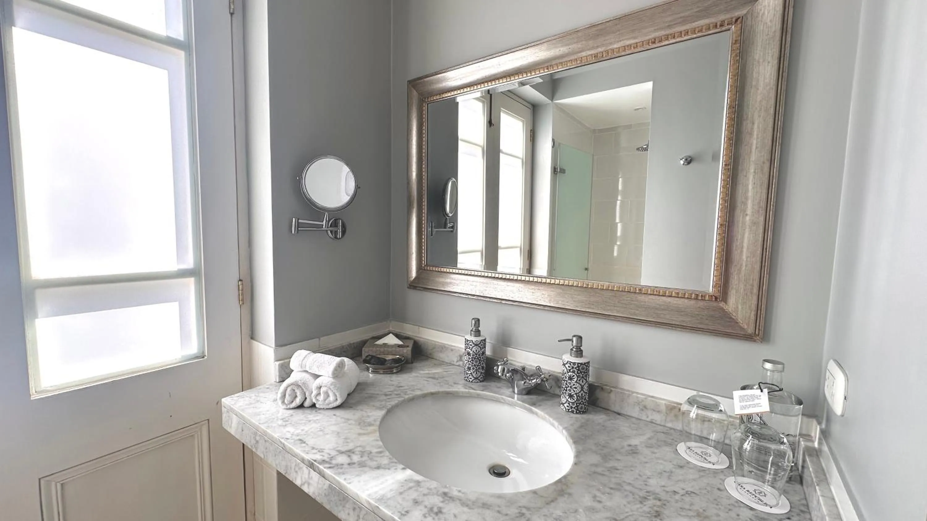 Bathroom in Casa Republica Barranco Boutique Hotel