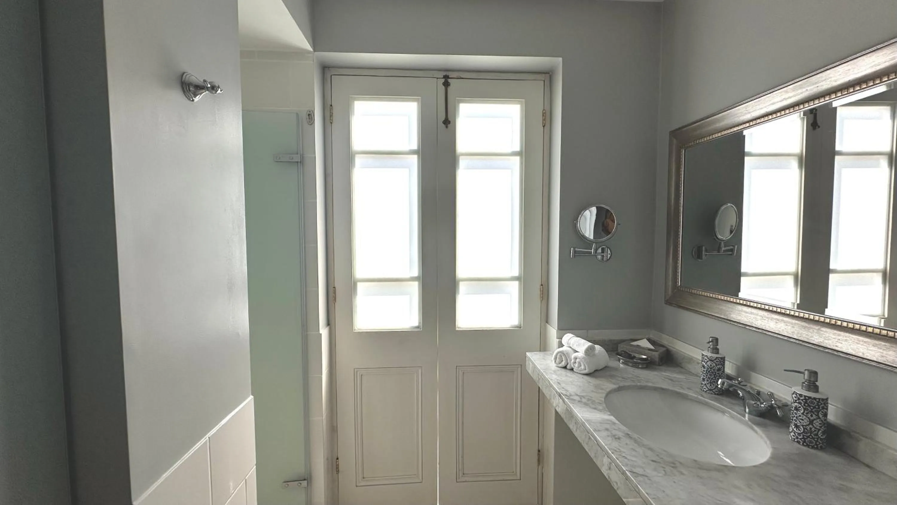 Bathroom in Casa Republica Barranco Boutique Hotel