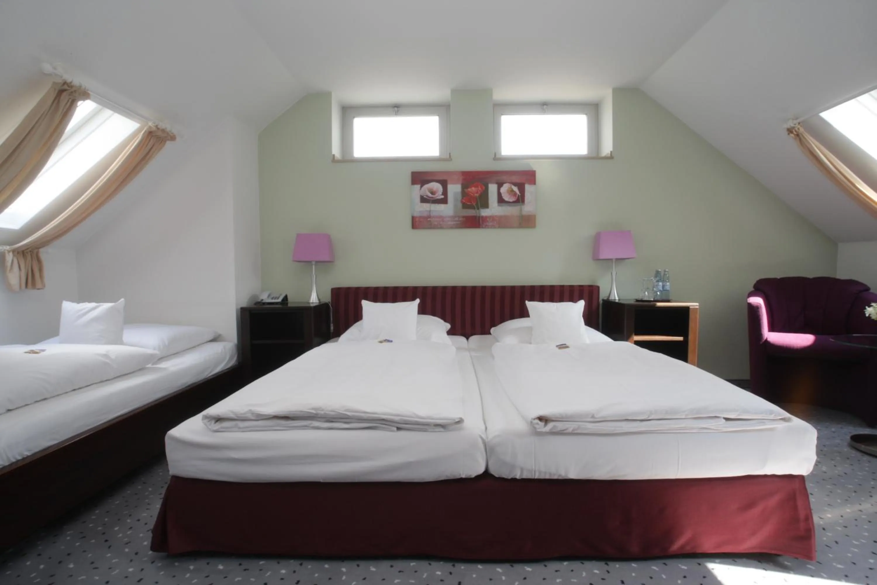 Photo of the whole room, Bed in Hotel Unterfeldhaus