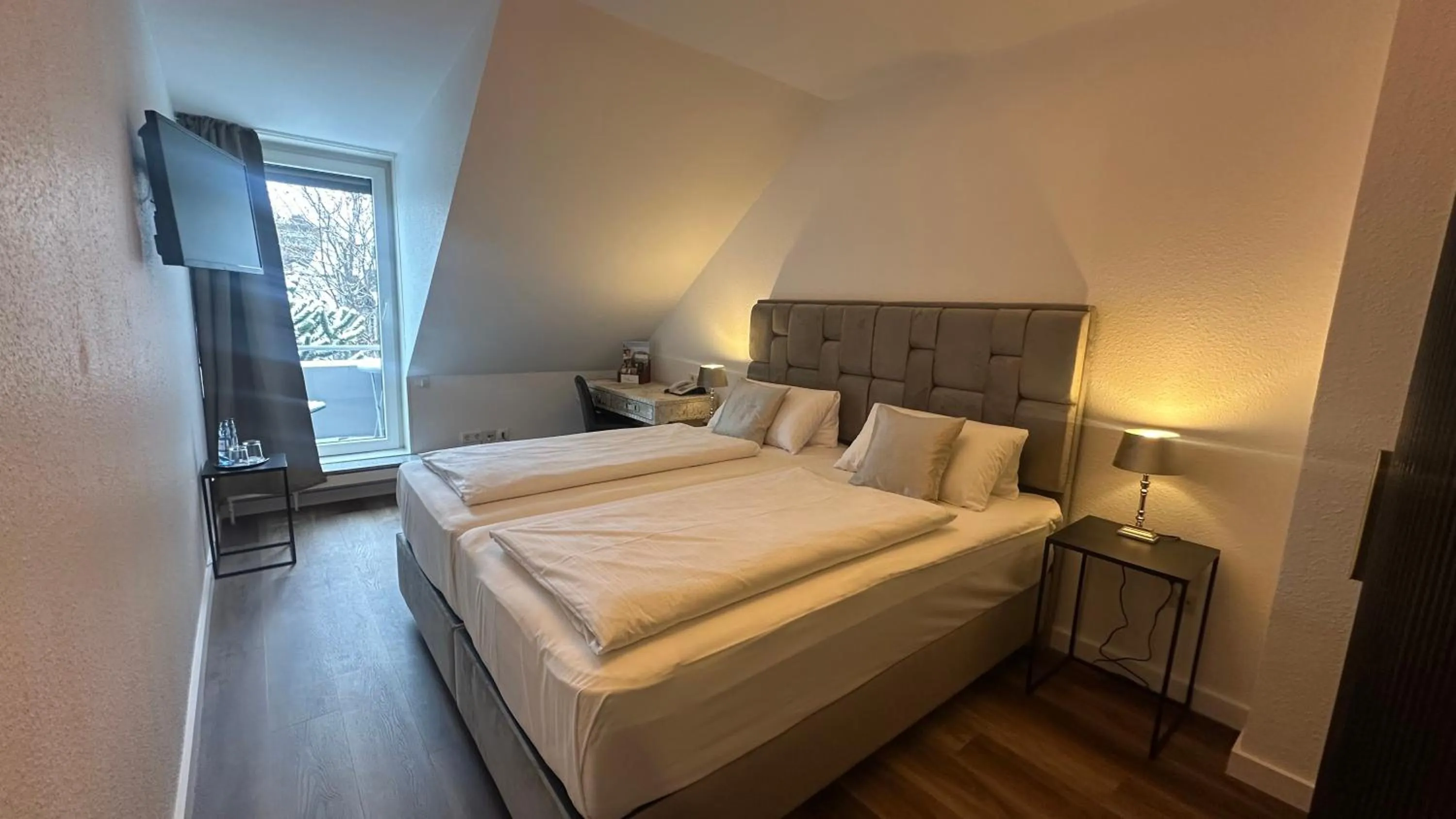 Bed in Hotel Unterfeldhaus