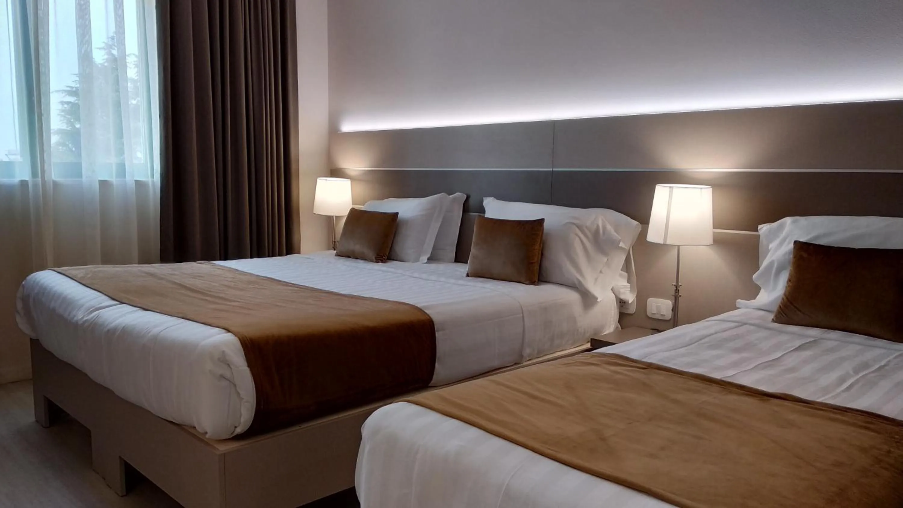 Photo of the whole room, Bed in Hotel Glis