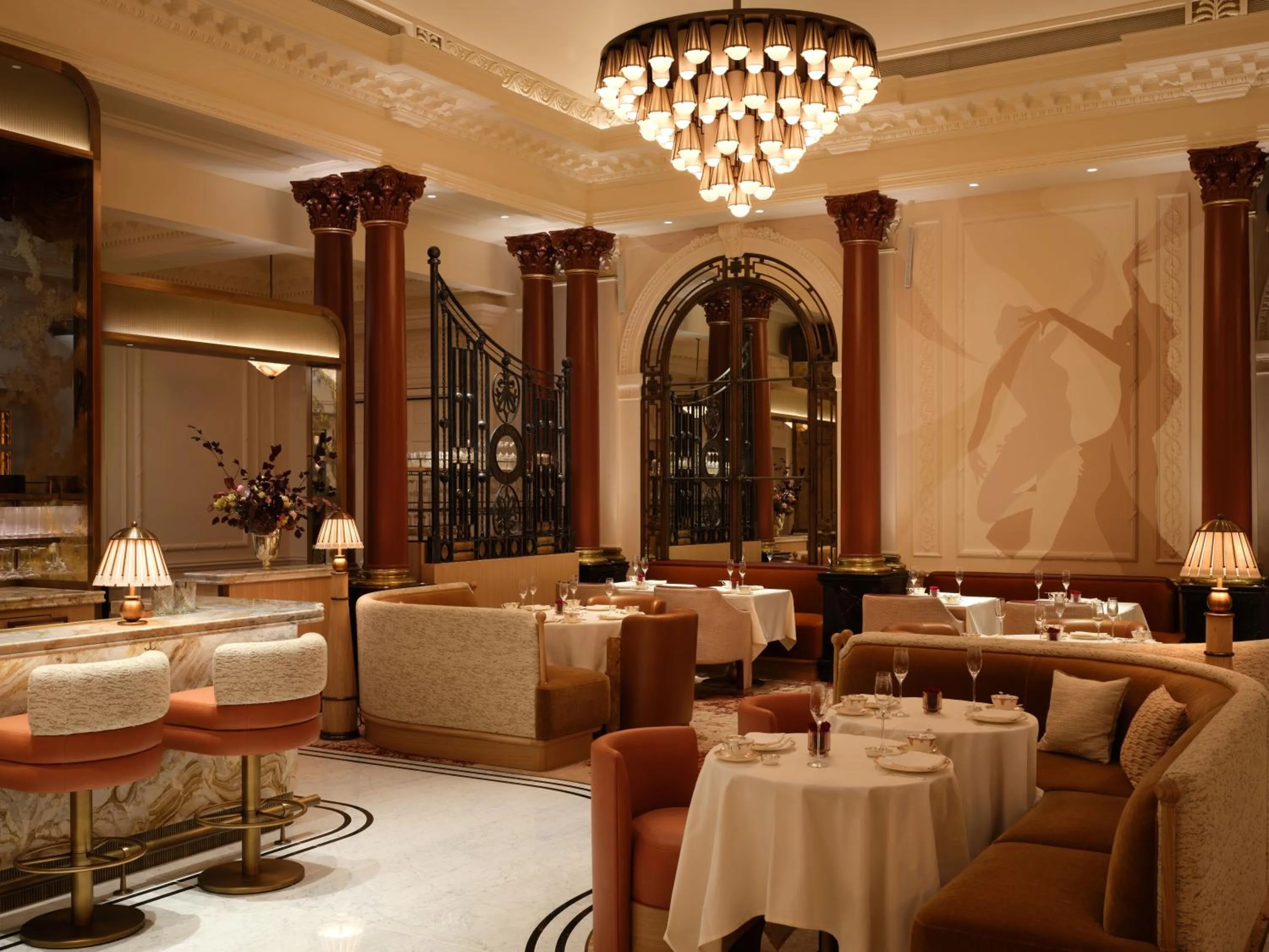 Restaurant/places to eat in The Savoy