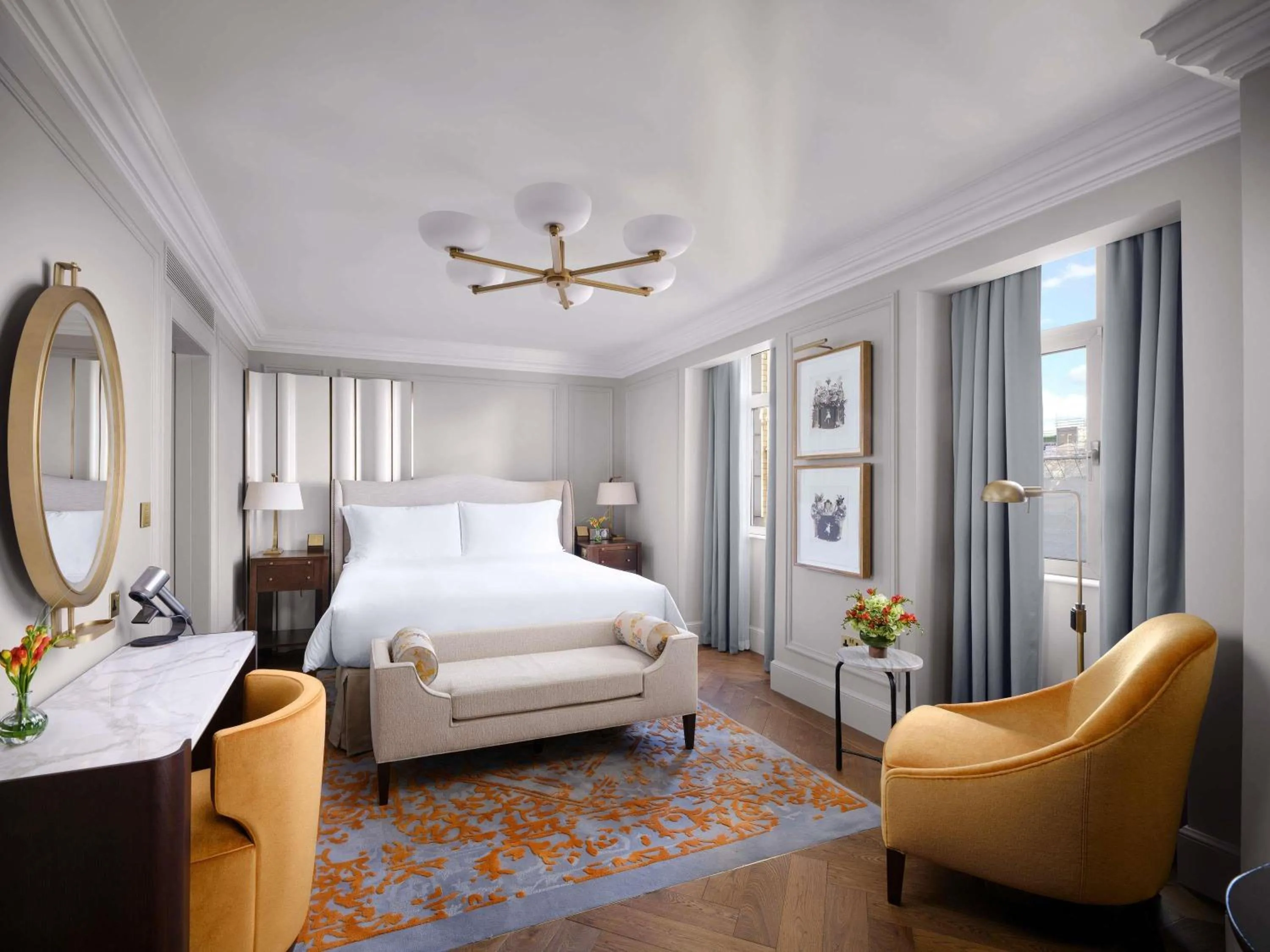 Bedroom, Bed in The Savoy