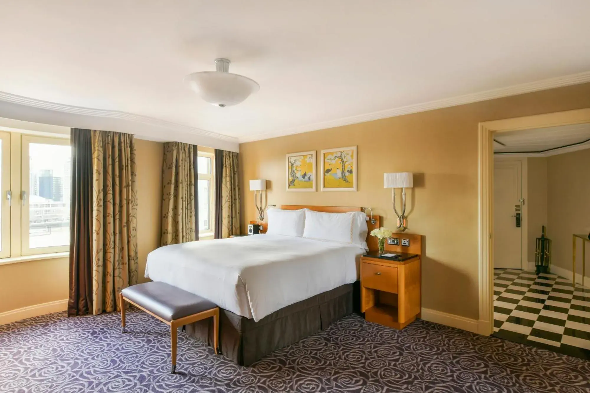 Personality Partial River View Suite in The Savoy Personality Partial River View Suite in The Savoy