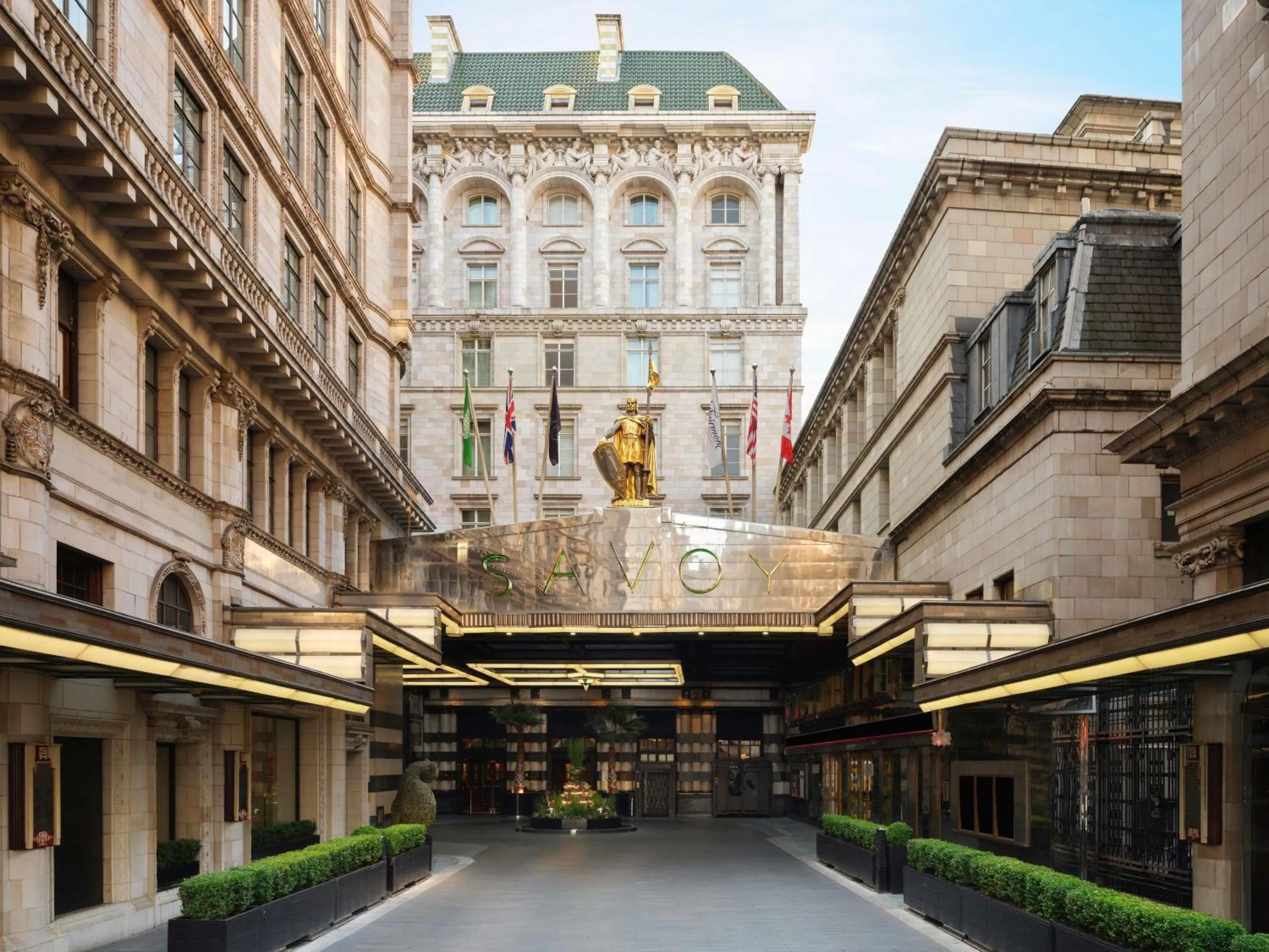 Breakfast in The Savoy