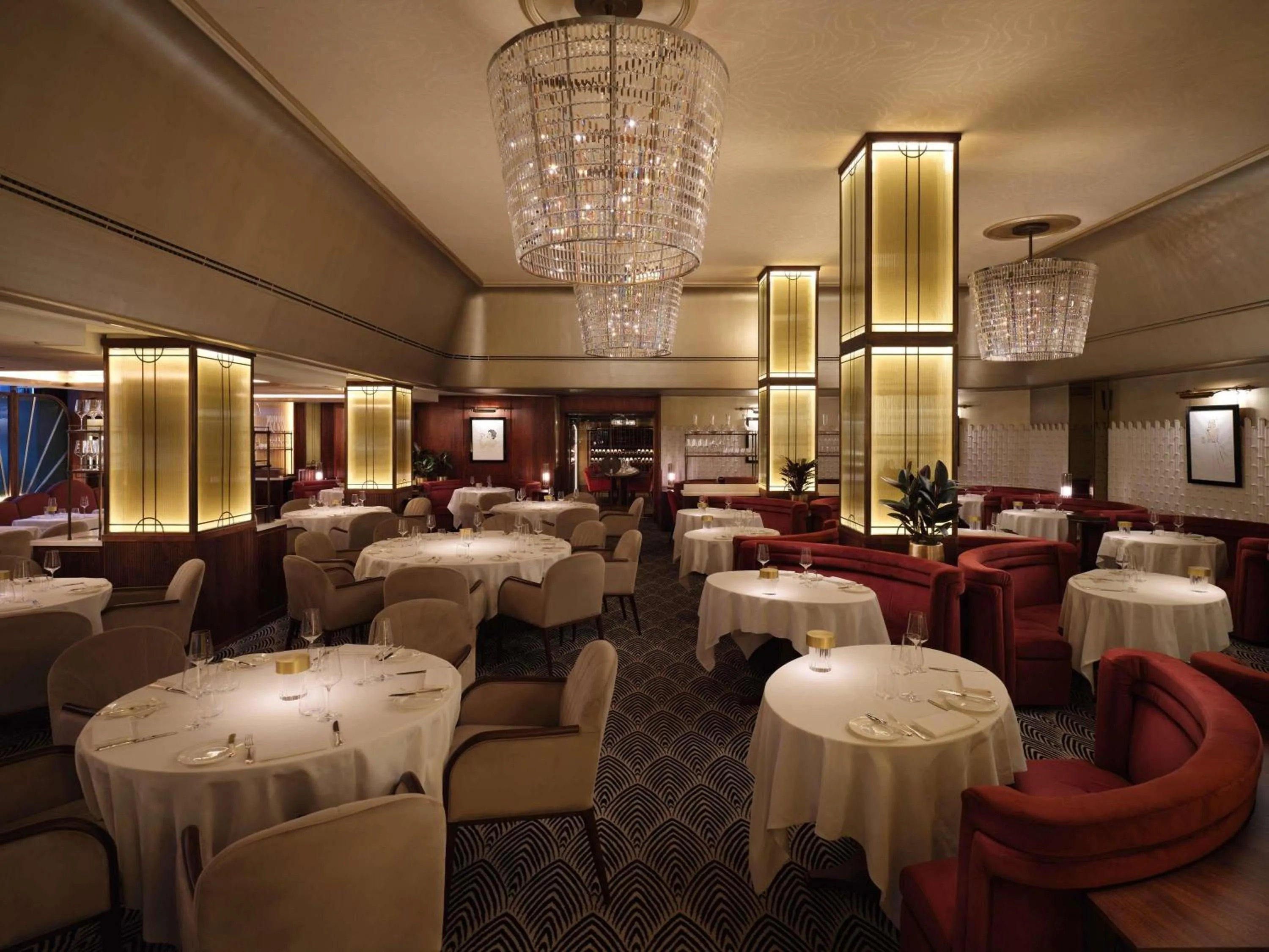 Restaurant/places to eat in The Savoy