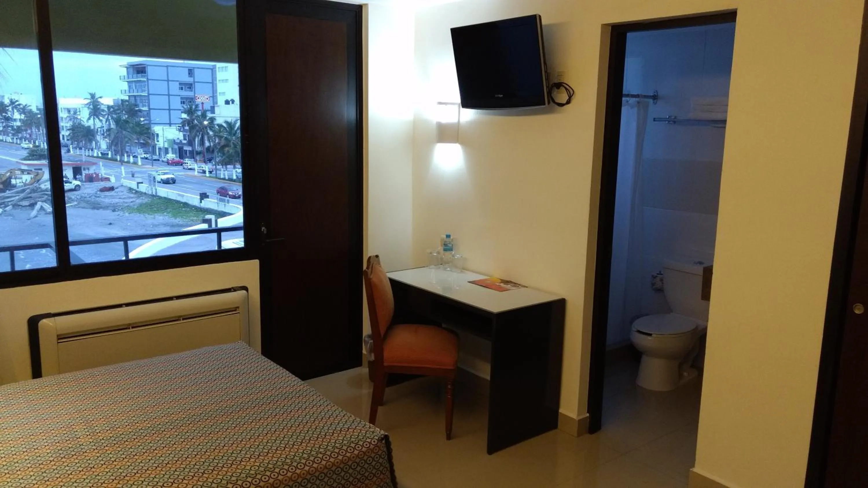 Bedroom, Bed in Hotel Mar y Tierra