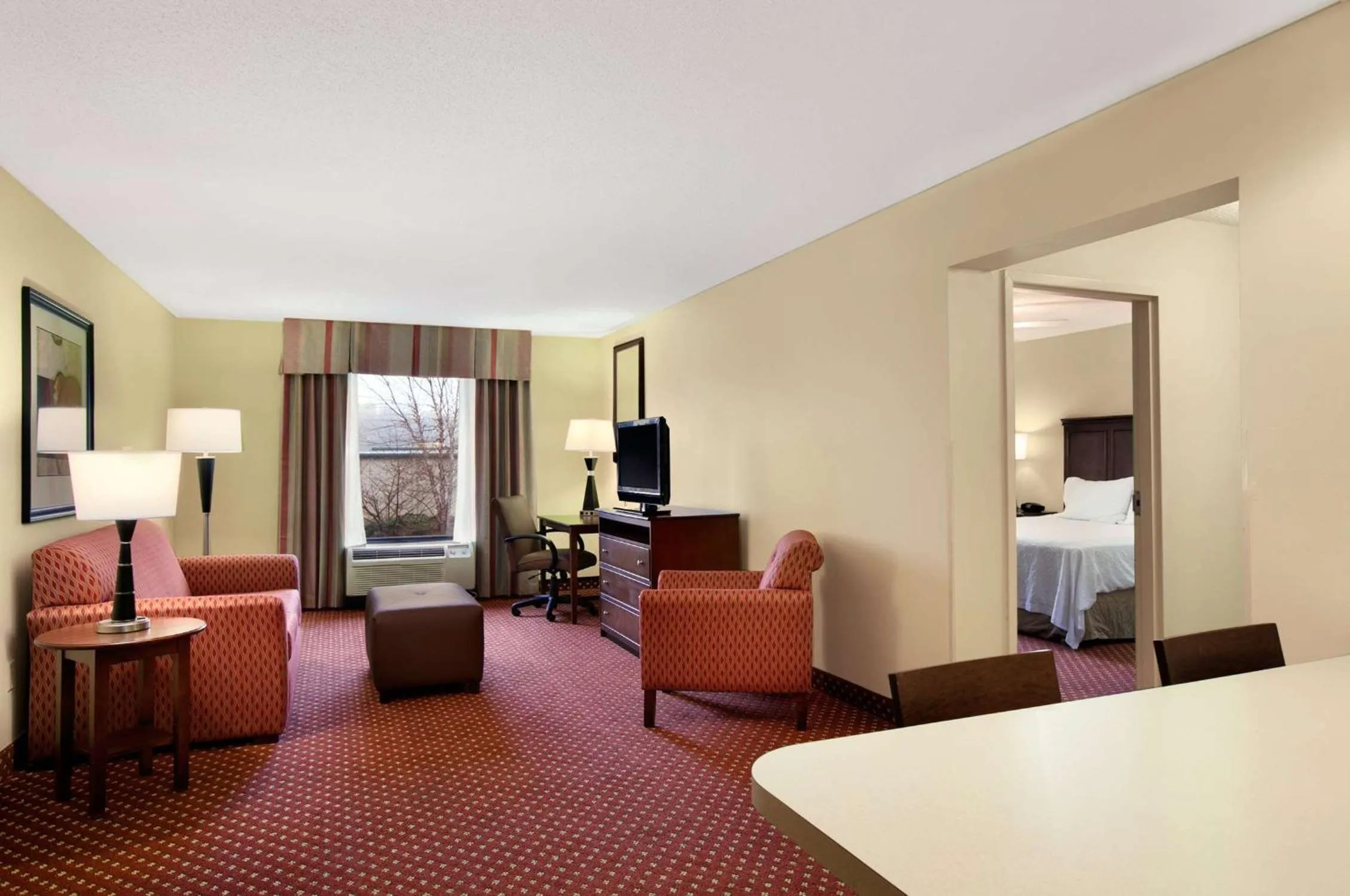 Bed in Hampton Inn Atlanta-Stockbridge