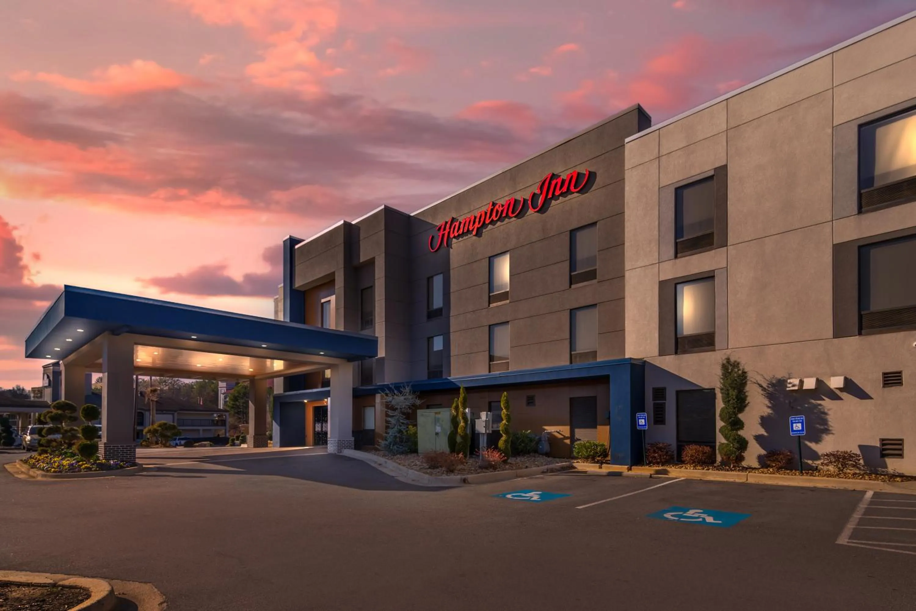 Property building in Hampton Inn Atlanta-Stockbridge