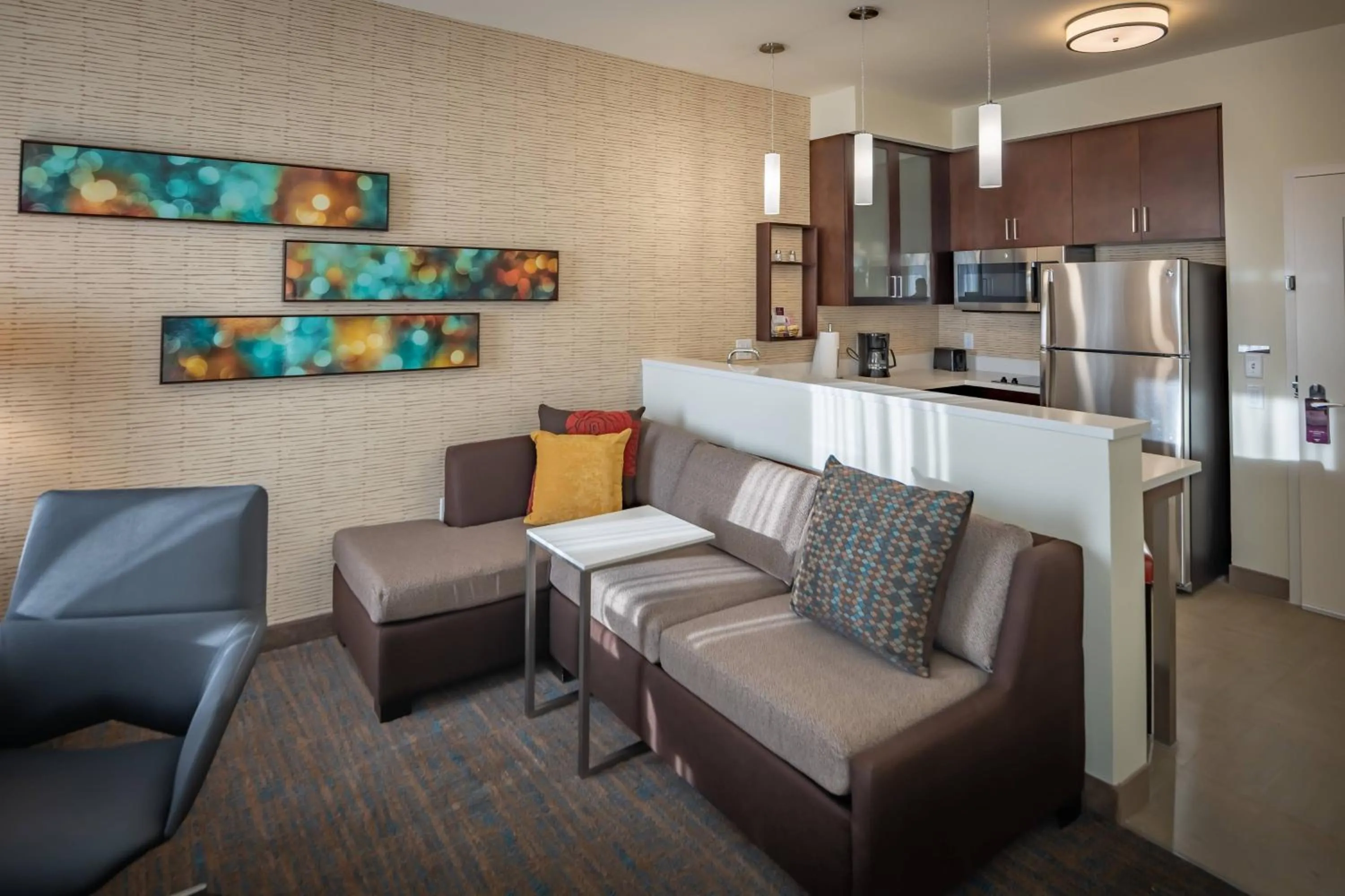 Living room in Residence Inn by Marriott Dallas at The Canyon