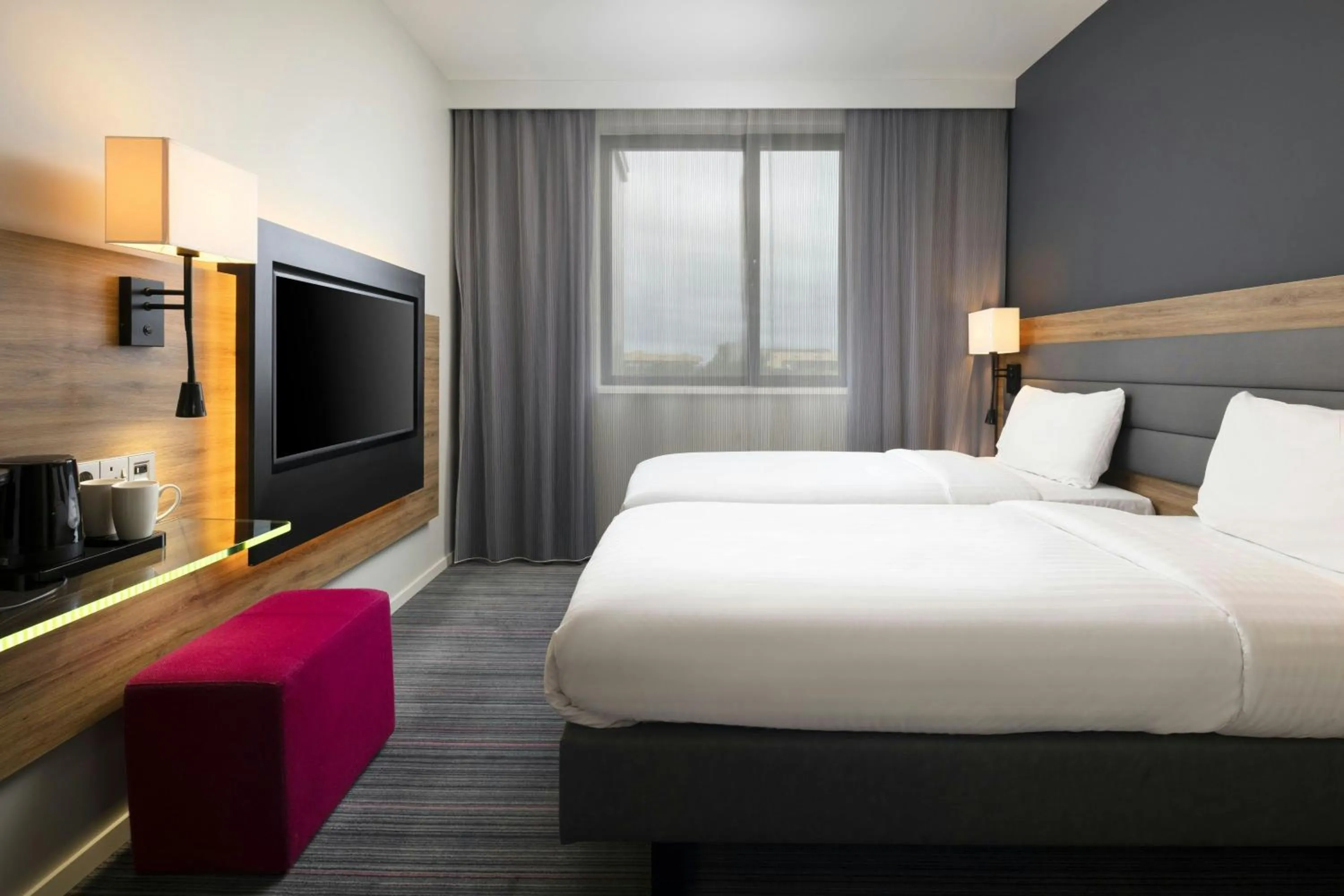 Photo of the whole room, Bed in Moxy London Heathrow Airport