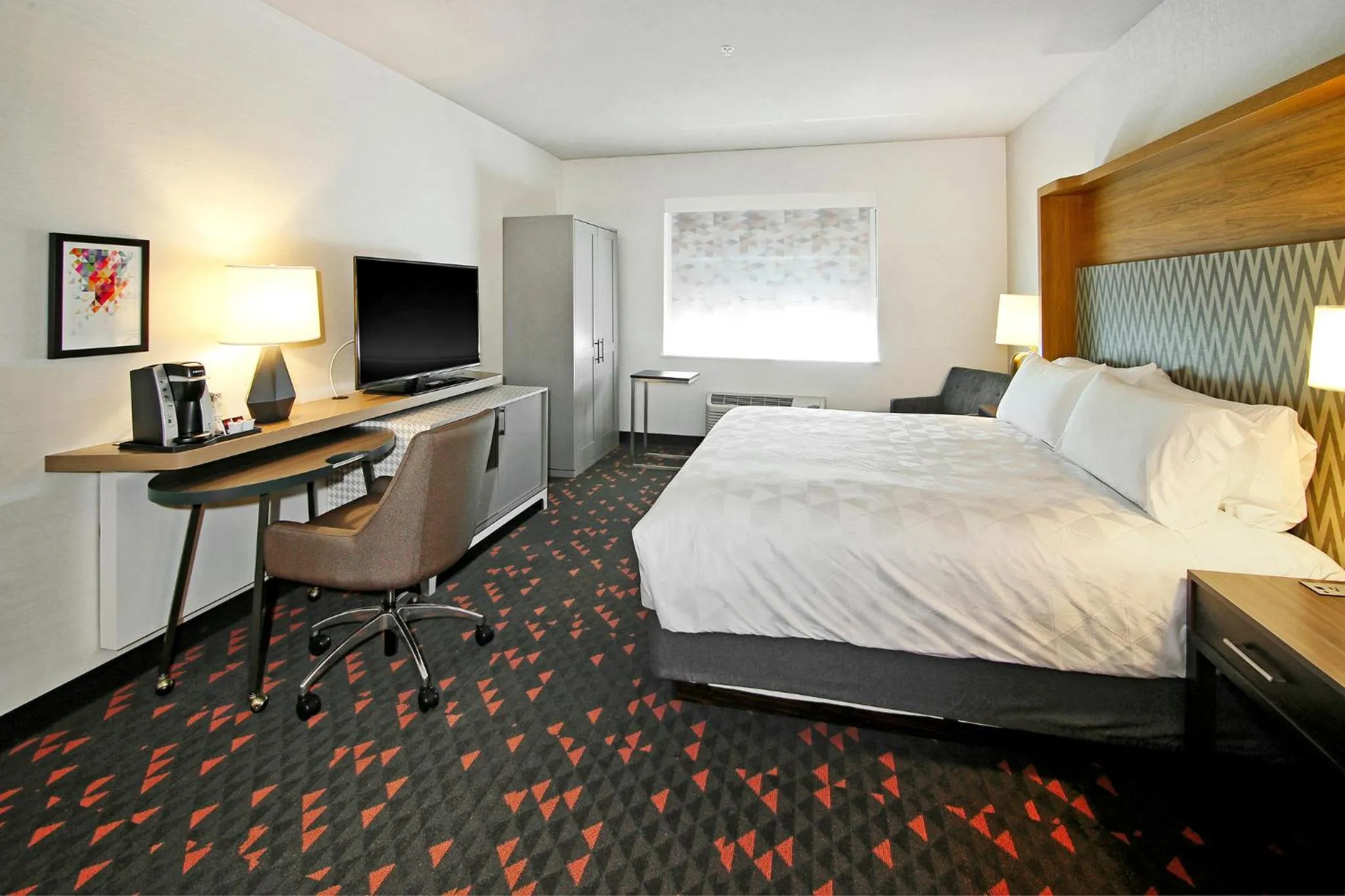 Photo of the whole room, Bed in Holiday Inn Hotel & Suites - Calgary Airport North by IHG