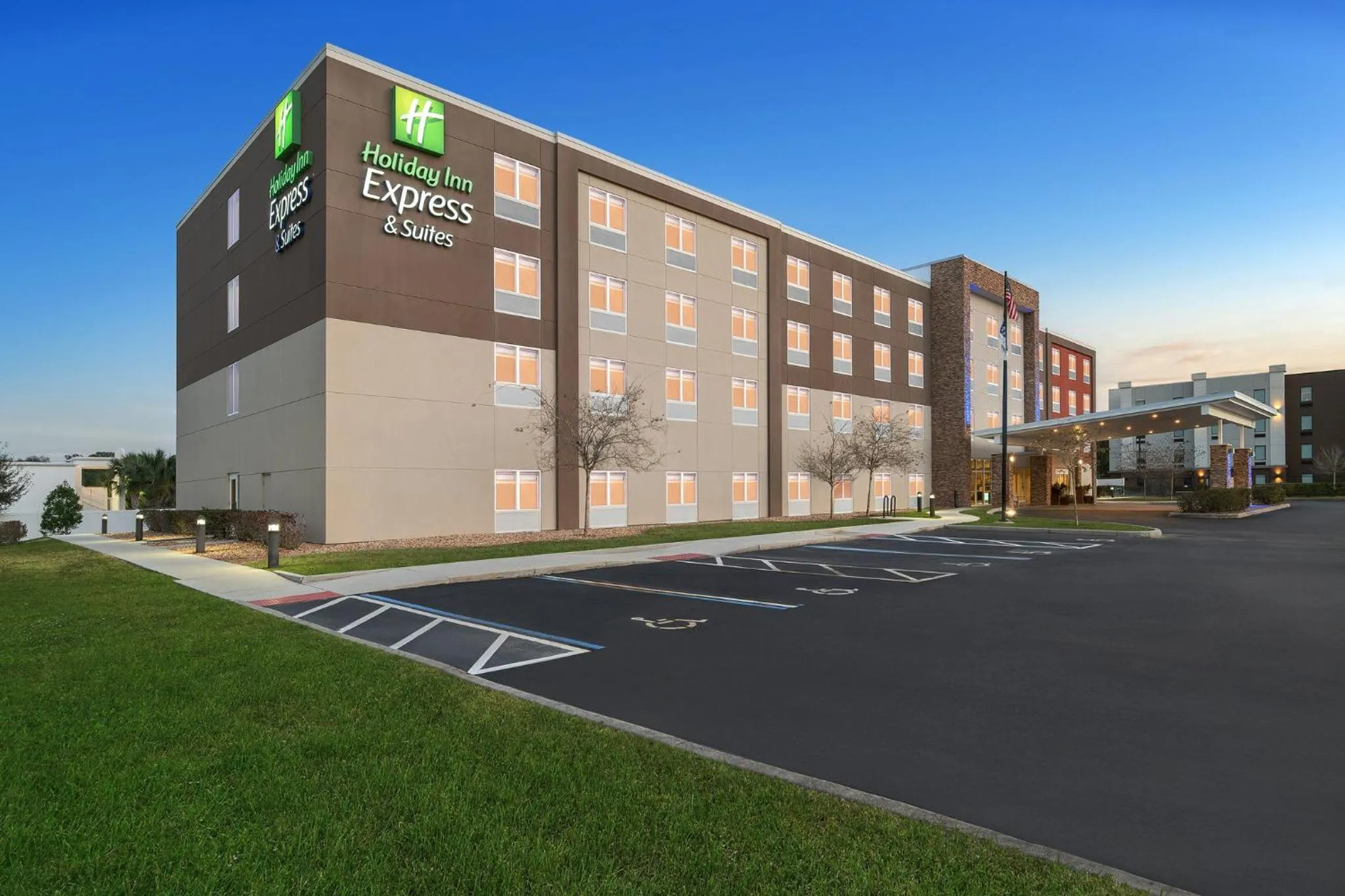 Property building in Holiday Inn Express Melbourne West by IHG