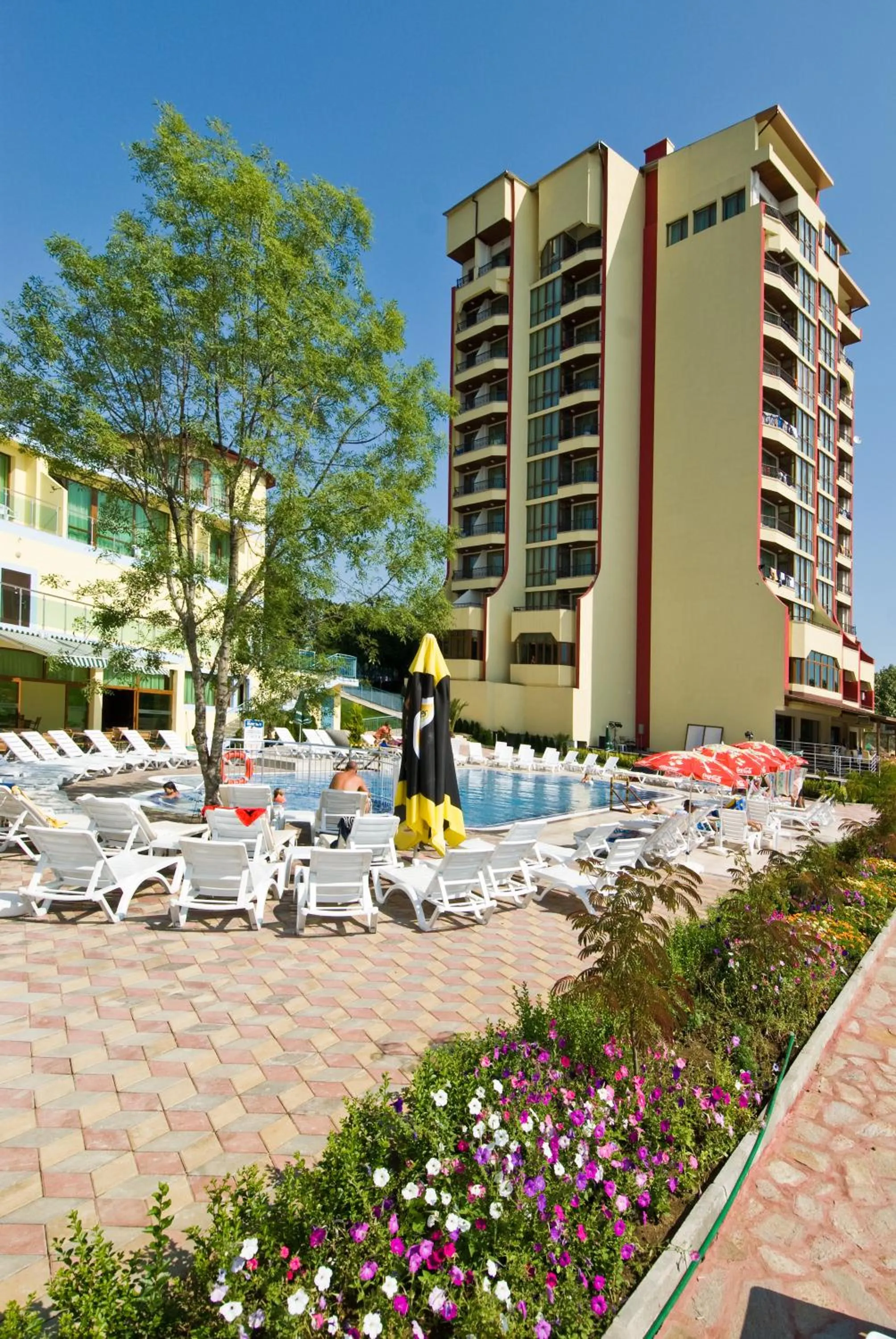 Facade/entrance in Perla Sun Beach Hotel - All Inclusive