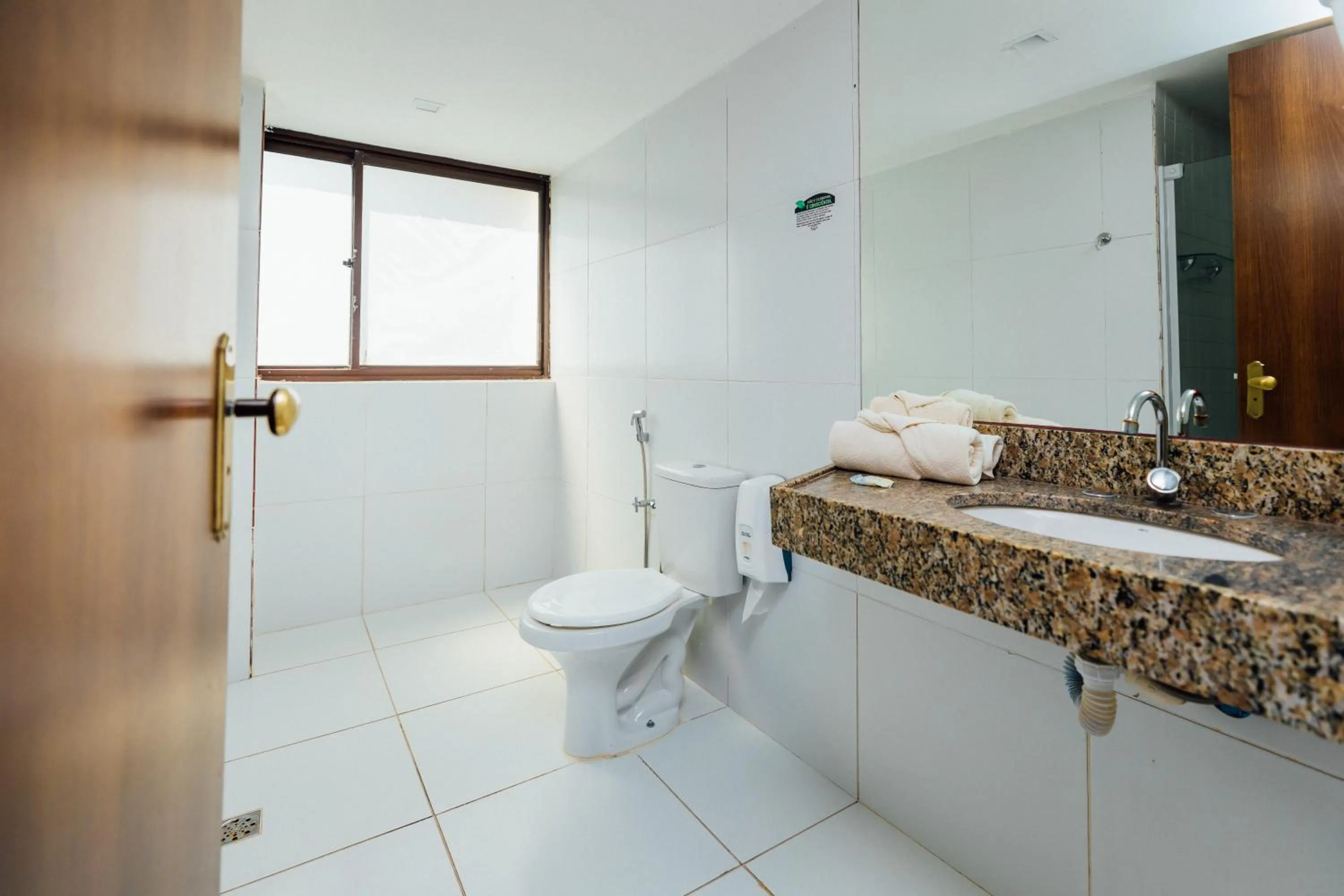 Bathroom in El Aram Beach Boa Viagem