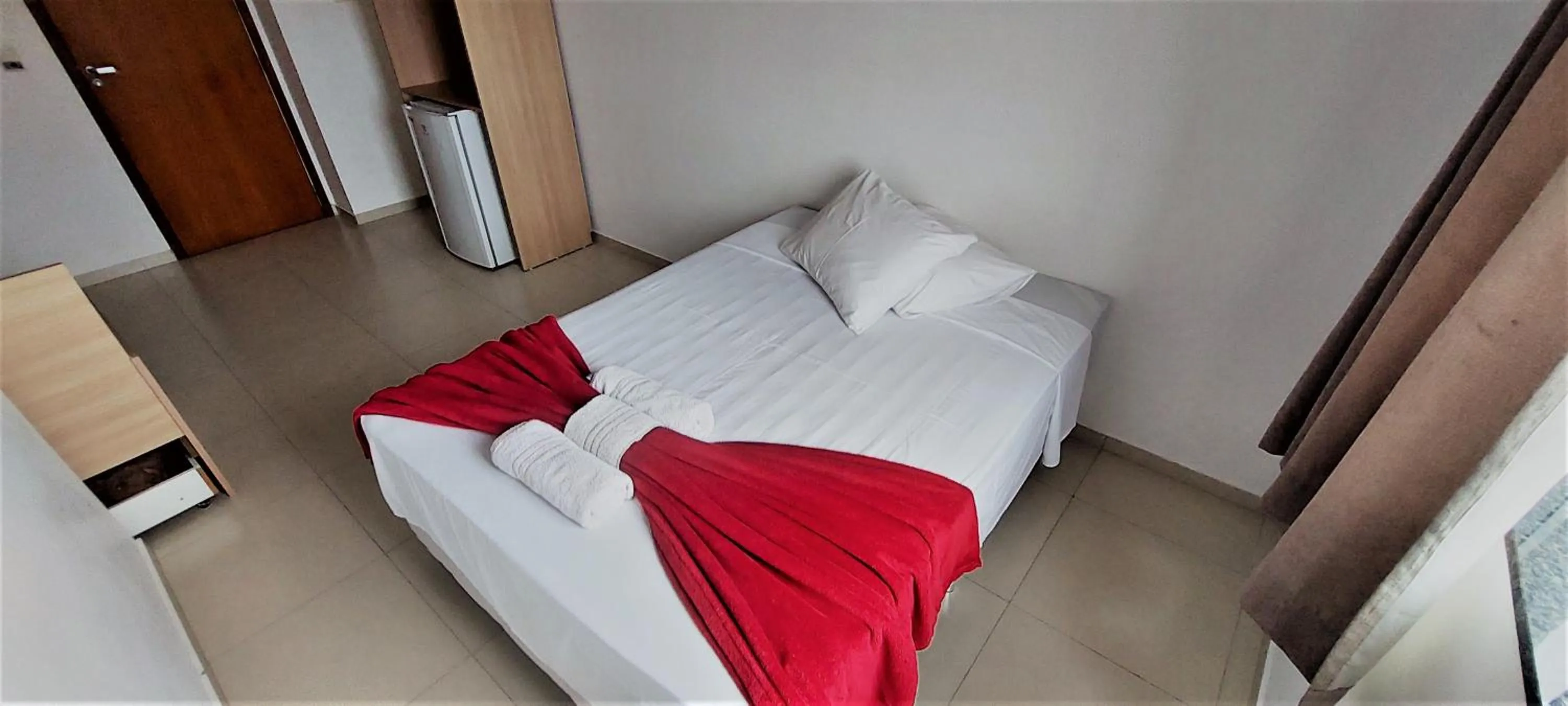 Photo of the whole room, Bed in Monte Libano Apart Hotel