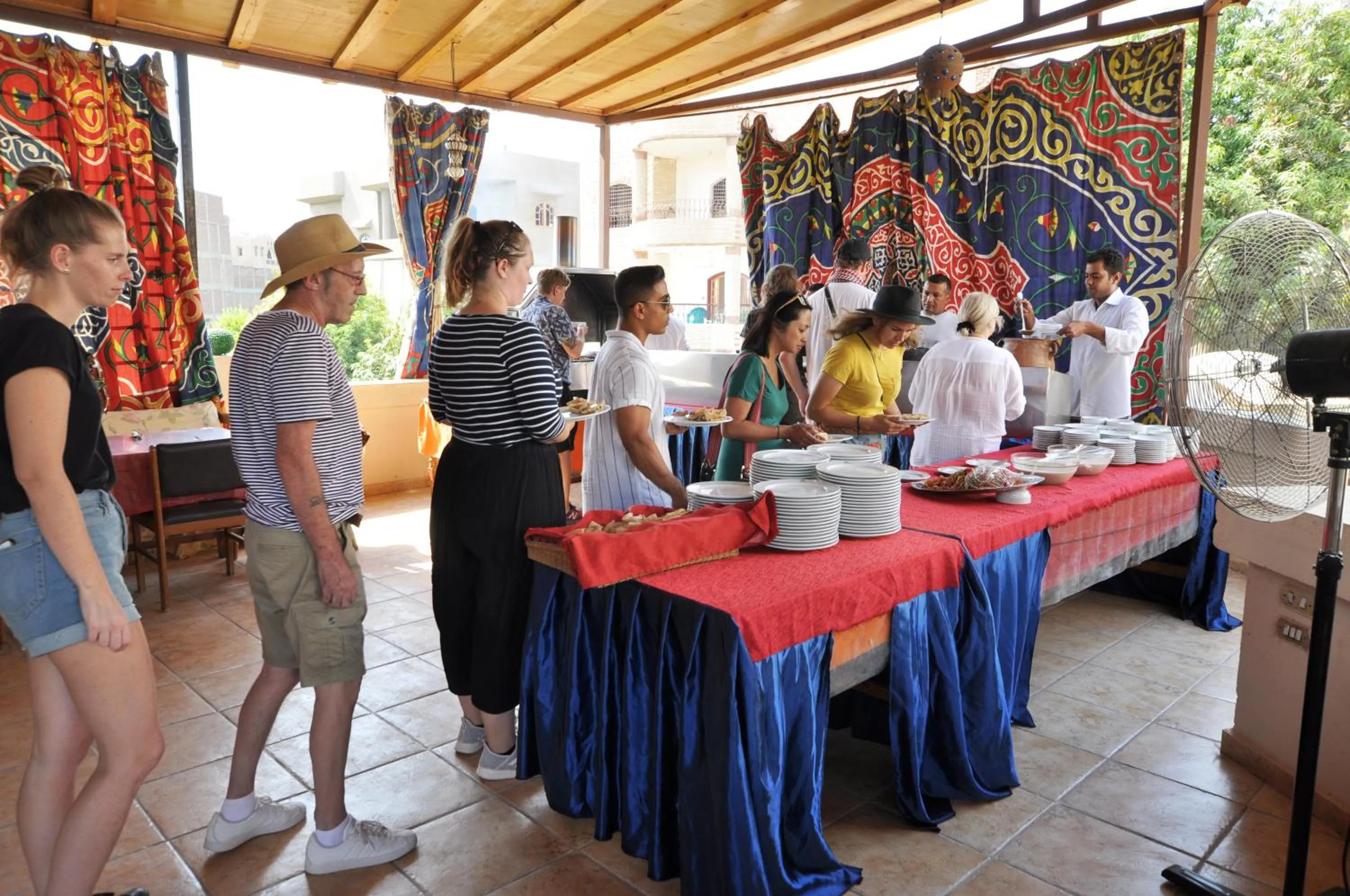 People in El Nakhil Hotel