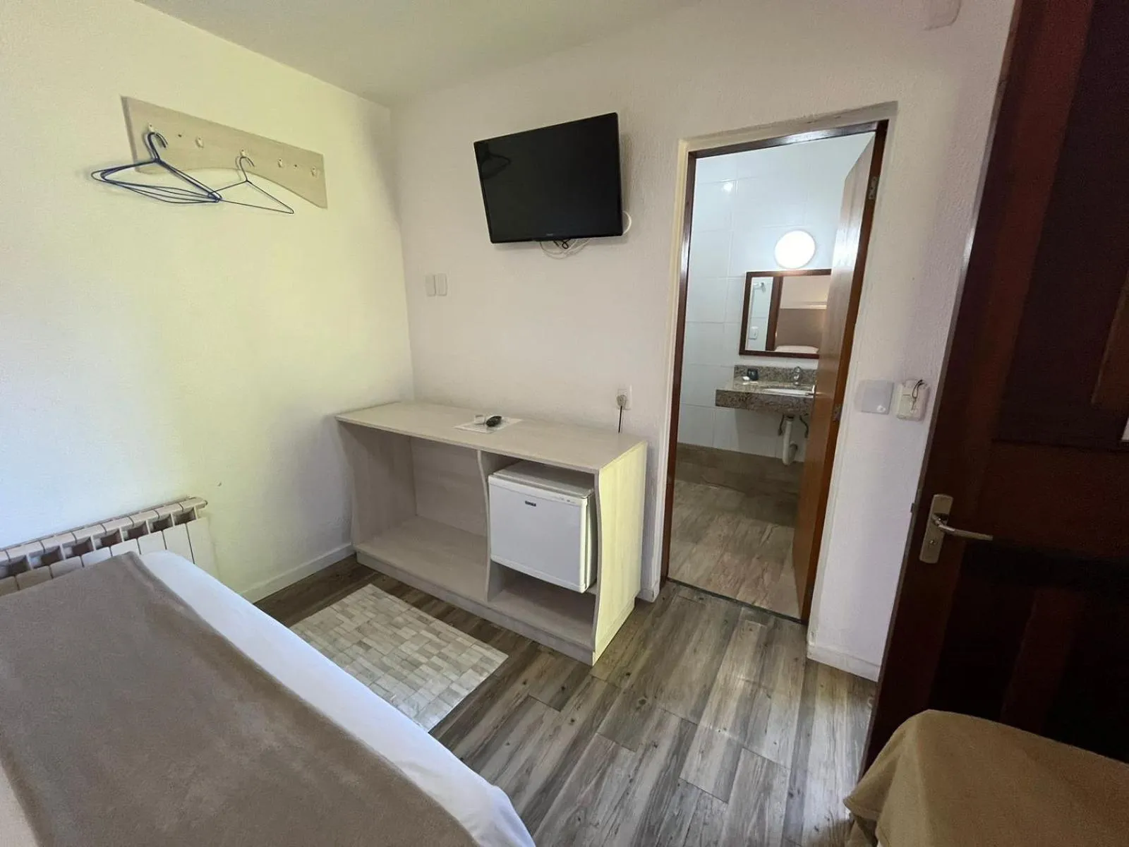 Photo of the whole room, Bed in Pousada Rosa