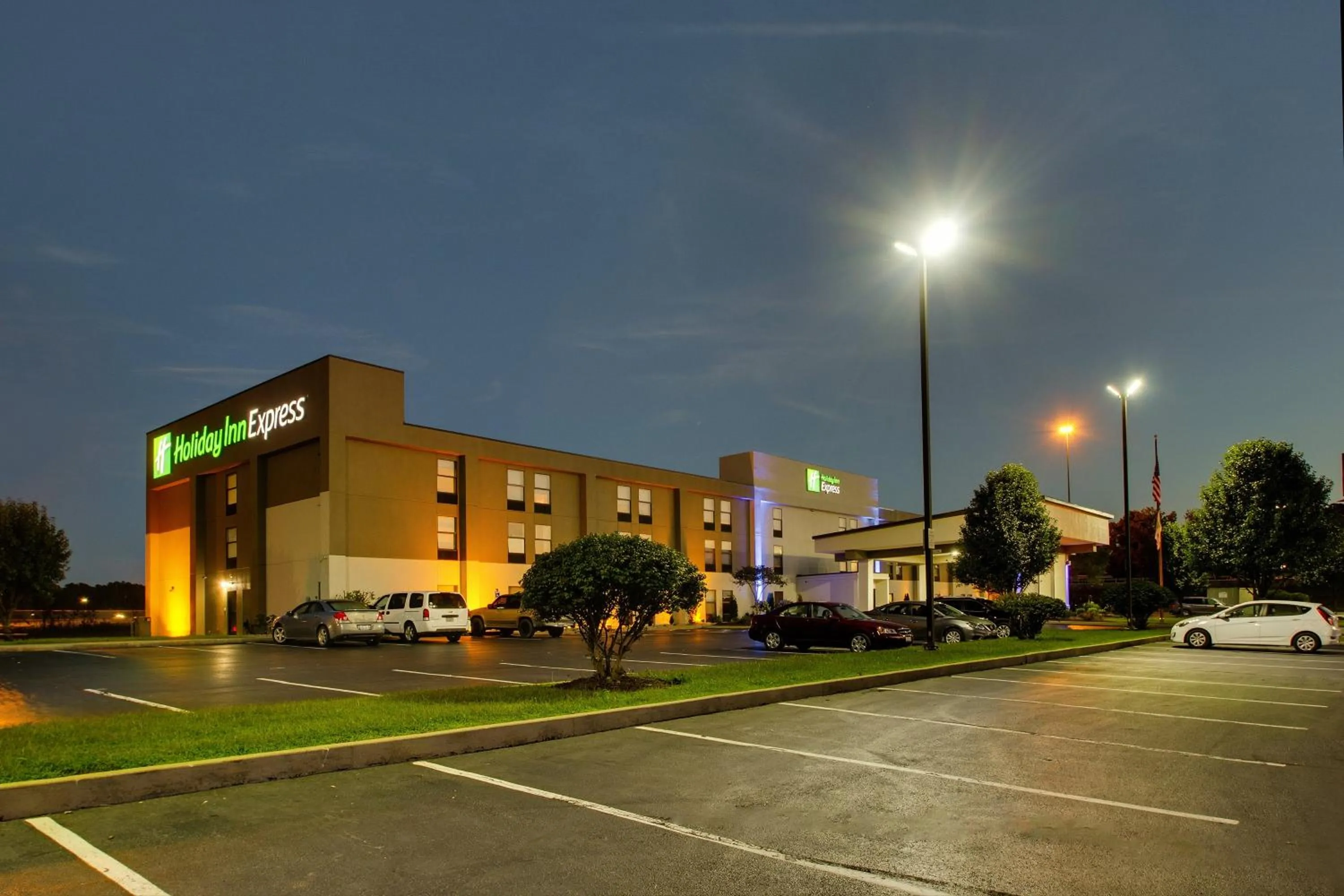 Property building in Holiday Inn Express - Horse Cave by IHG