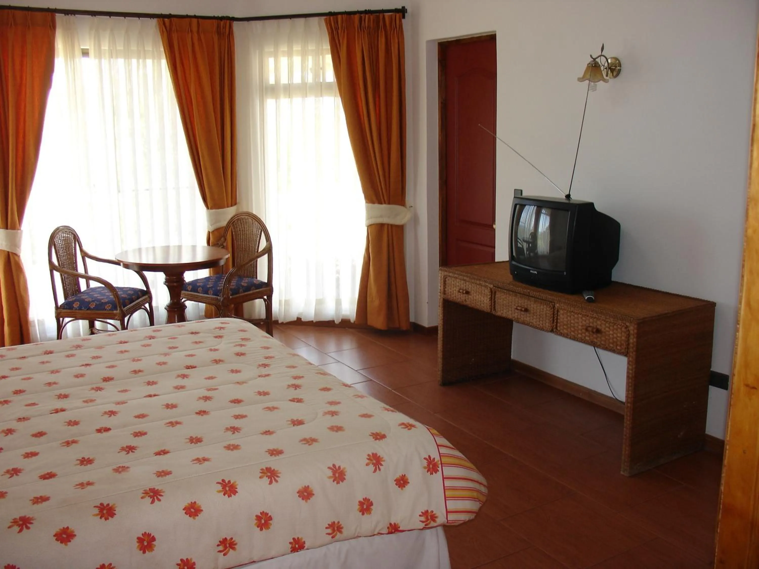 Bed in Hotel Victoria