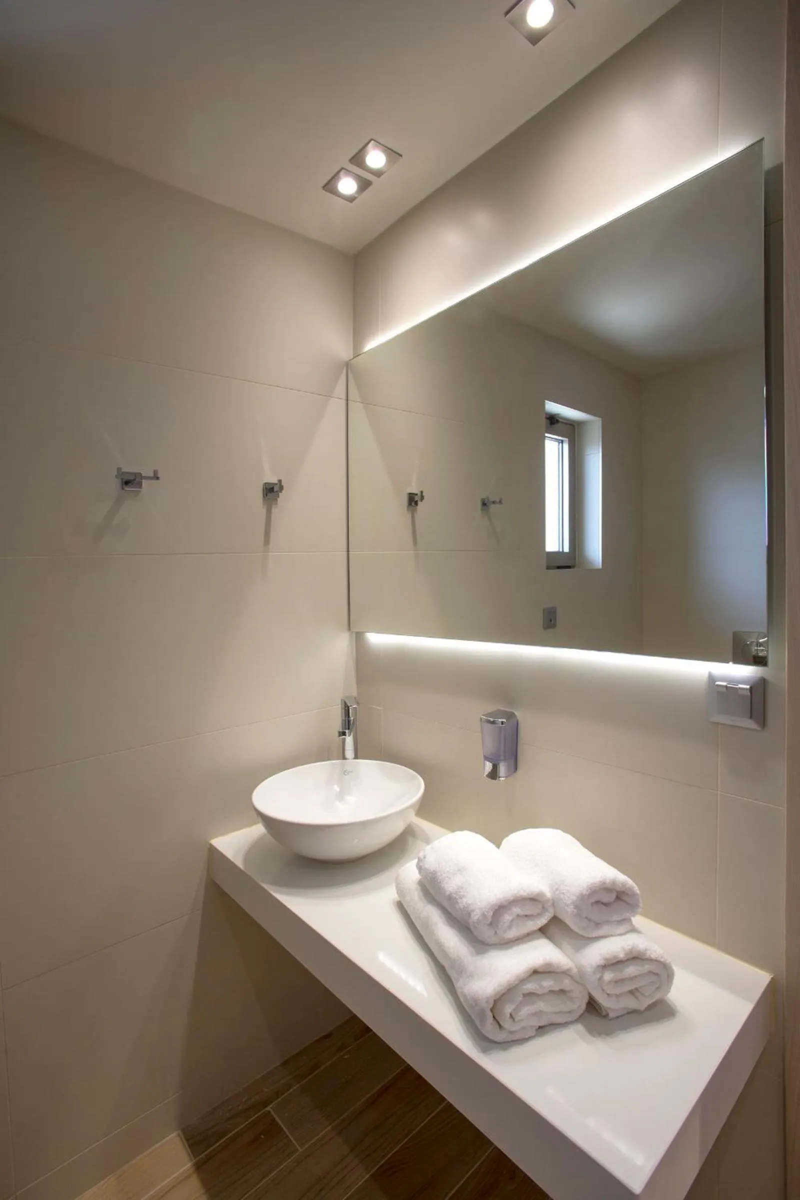 Bathroom in Marinos Beach Hotel