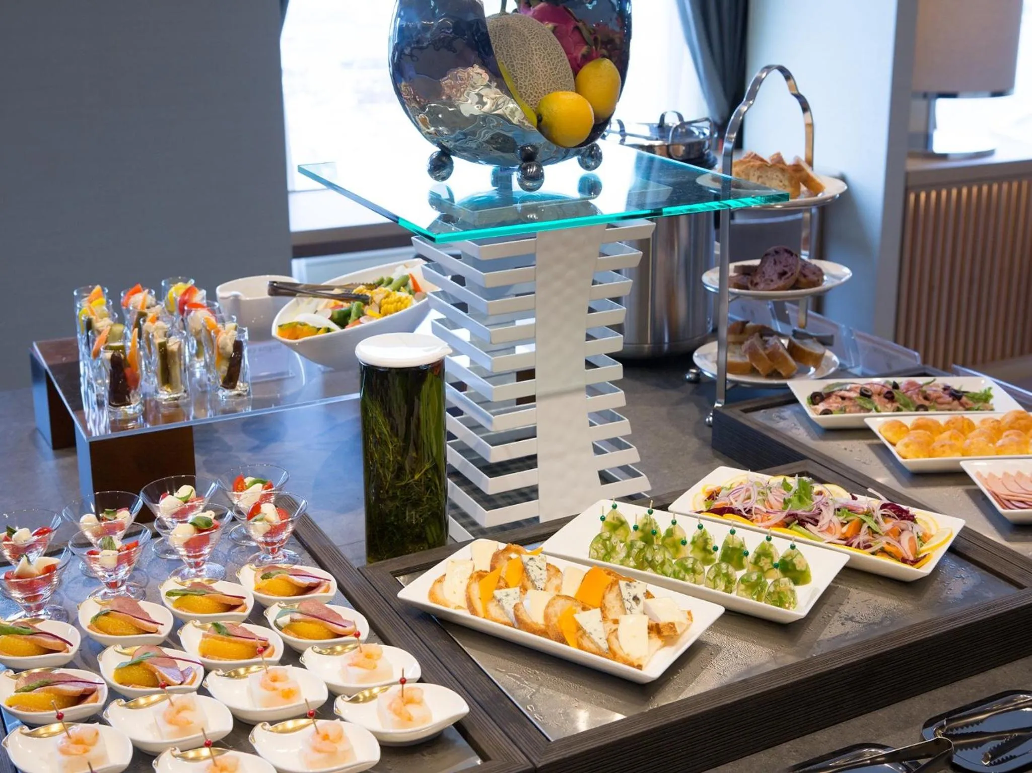 Lounge or bar in Grand Prince Hotel Hiroshima